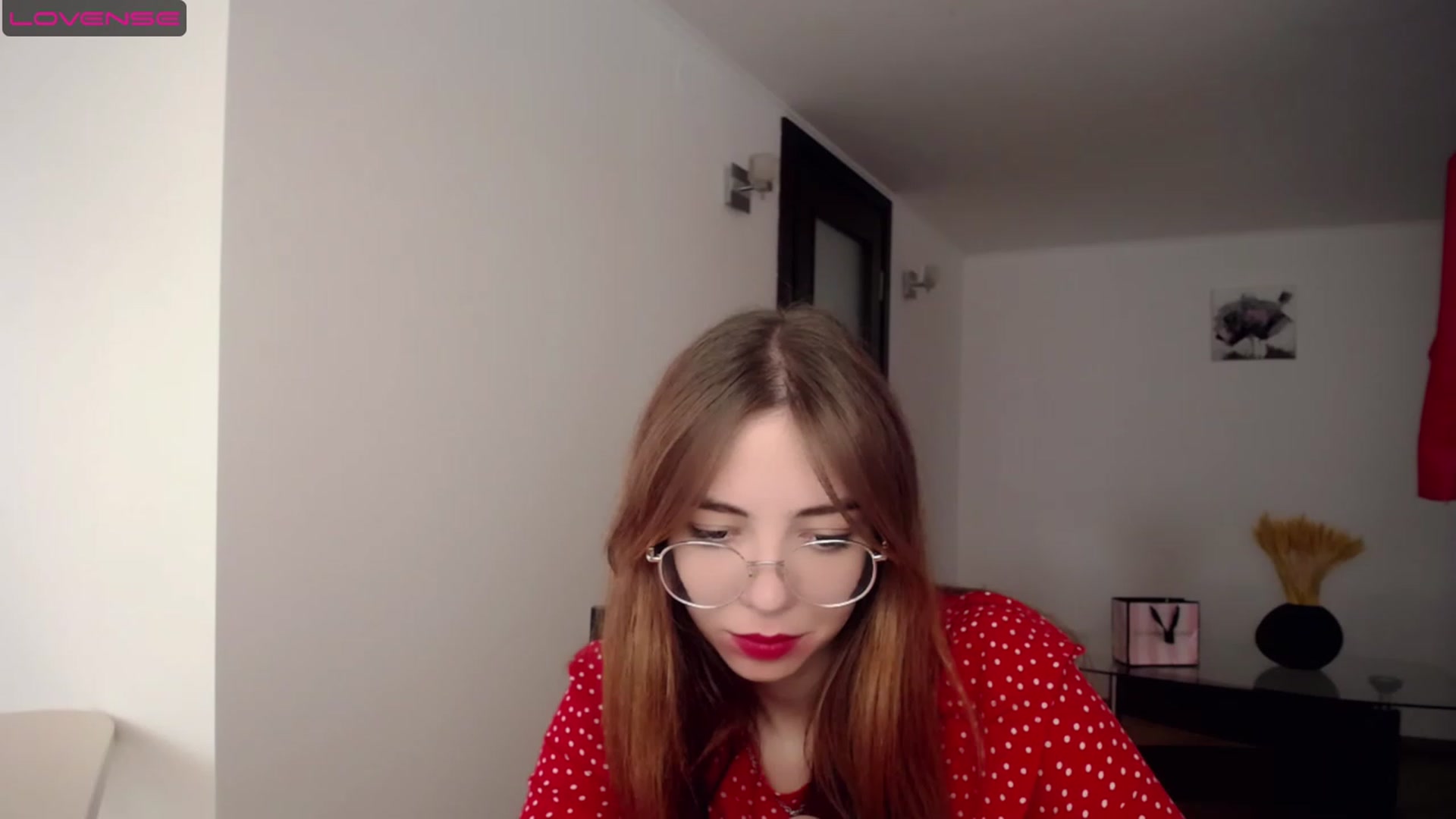 Gallery image thumbnail from KristinaRed's myfreecams stream on, 08/11/2023, 15:13 image 15 of 20
