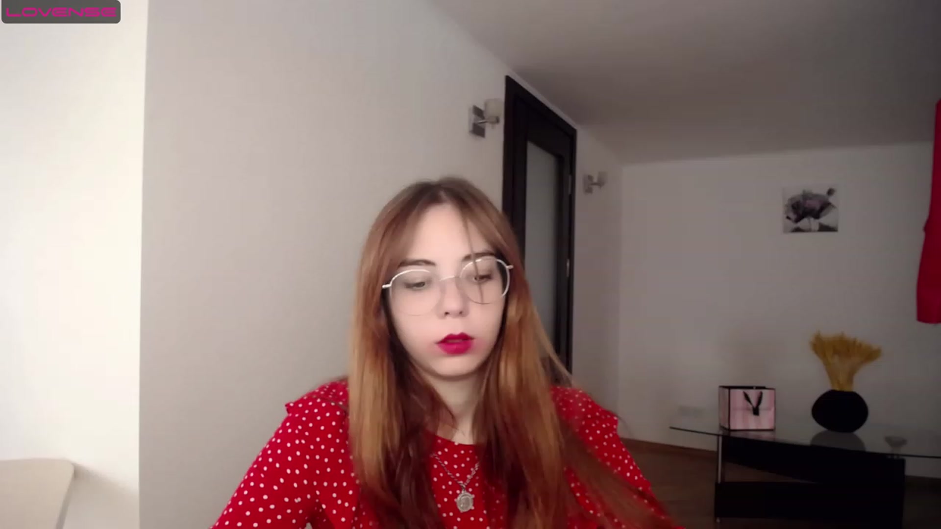 Gallery image thumbnail from KristinaRed's myfreecams stream on, 08/11/2023, 15:13 image 13 of 20