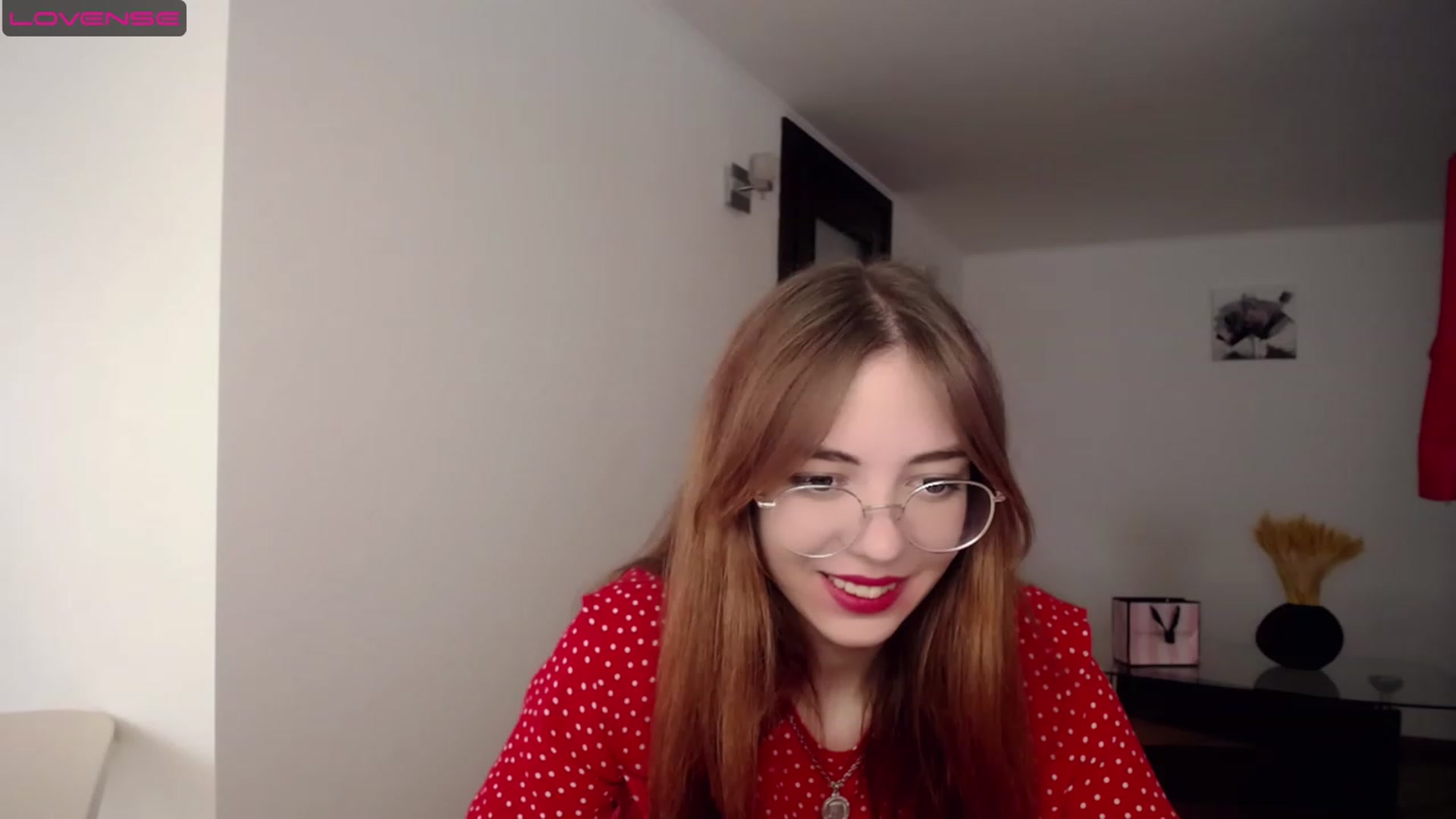 Gallery image thumbnail from KristinaRed's myfreecams stream on, 08/11/2023, 15:13 image 14 of 20