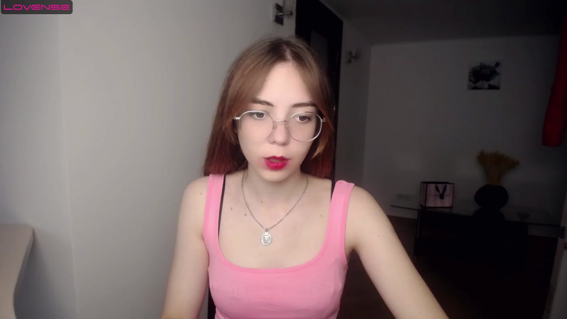 Gallery image thumbnail from KristinaRed's myfreecams stream on, 08/11/2023, 17:17 image 3 of 20