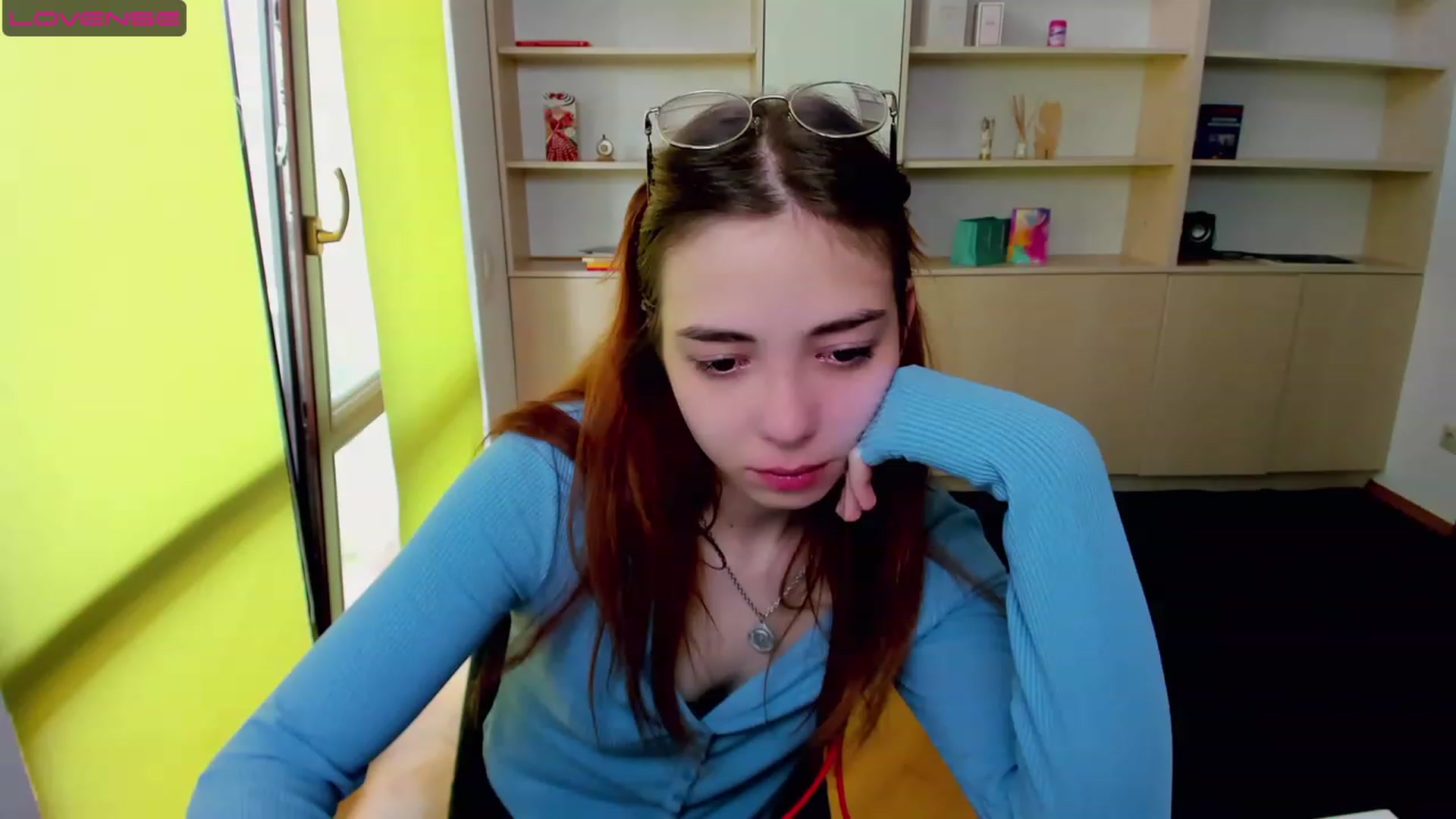 Gallery image thumbnail from KristinaRed's myfreecams stream on, 08/12/2023, 11:00 image 20 of 20