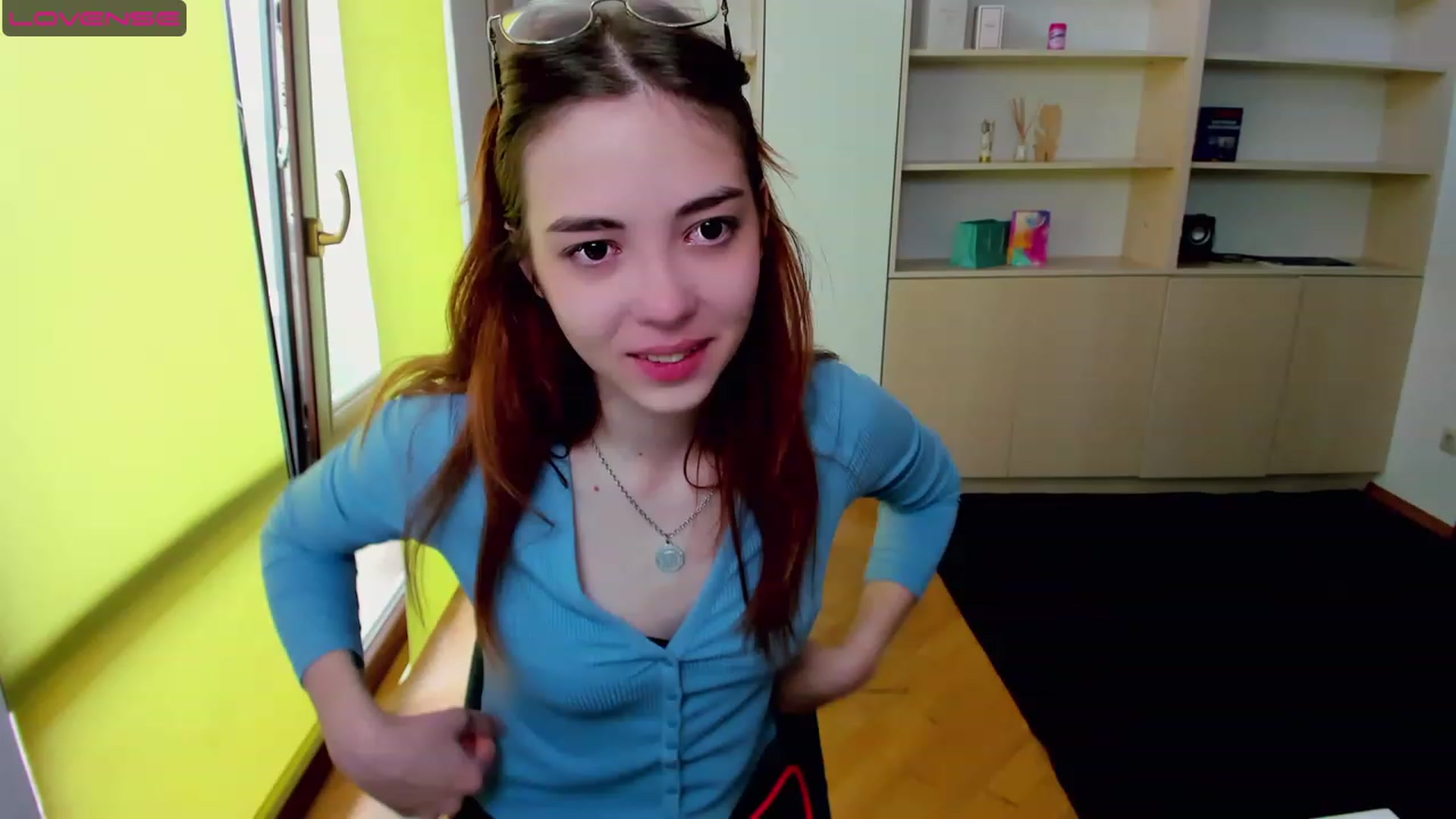 Gallery image thumbnail from KristinaRed's myfreecams stream on, 08/12/2023, 11:00 image 17 of 20