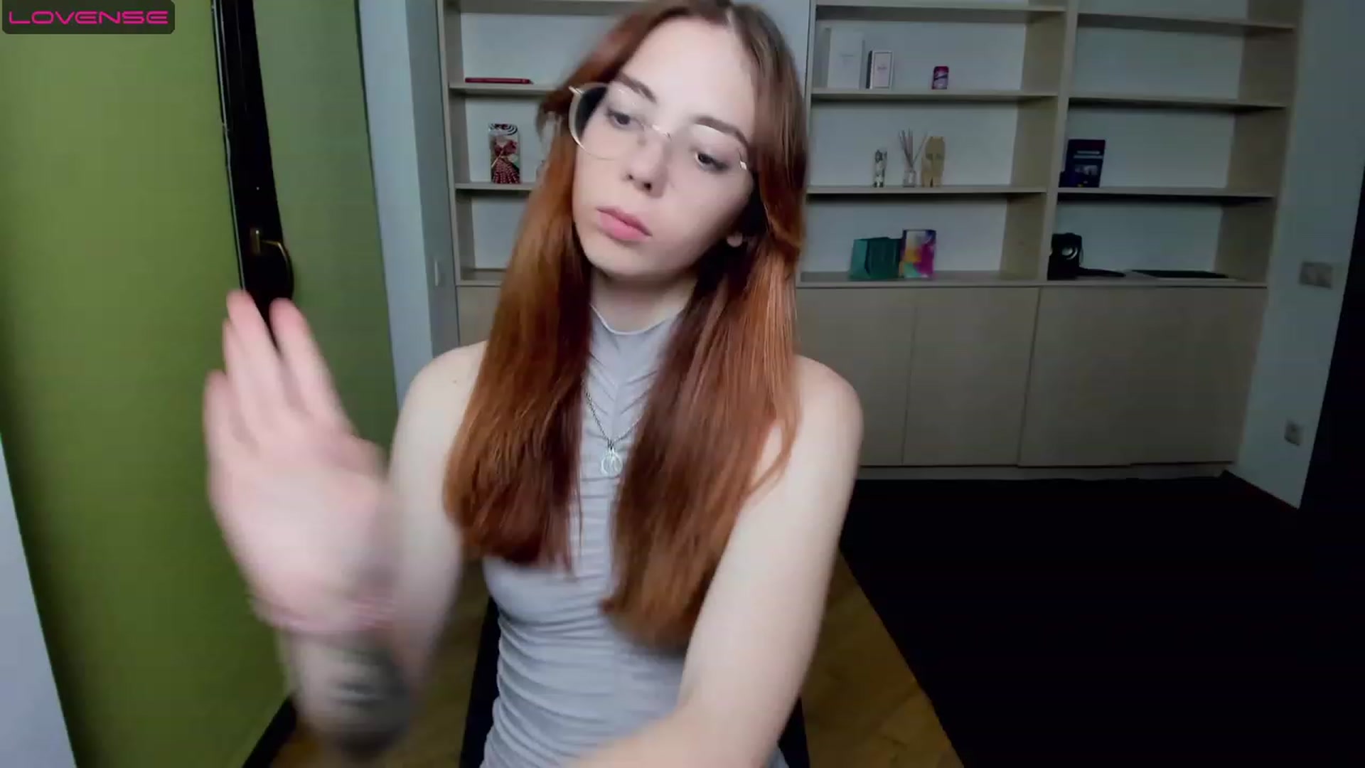 Gallery image thumbnail from KristinaRed's myfreecams stream on, 08/15/2023, 24:00 image 10 of 20