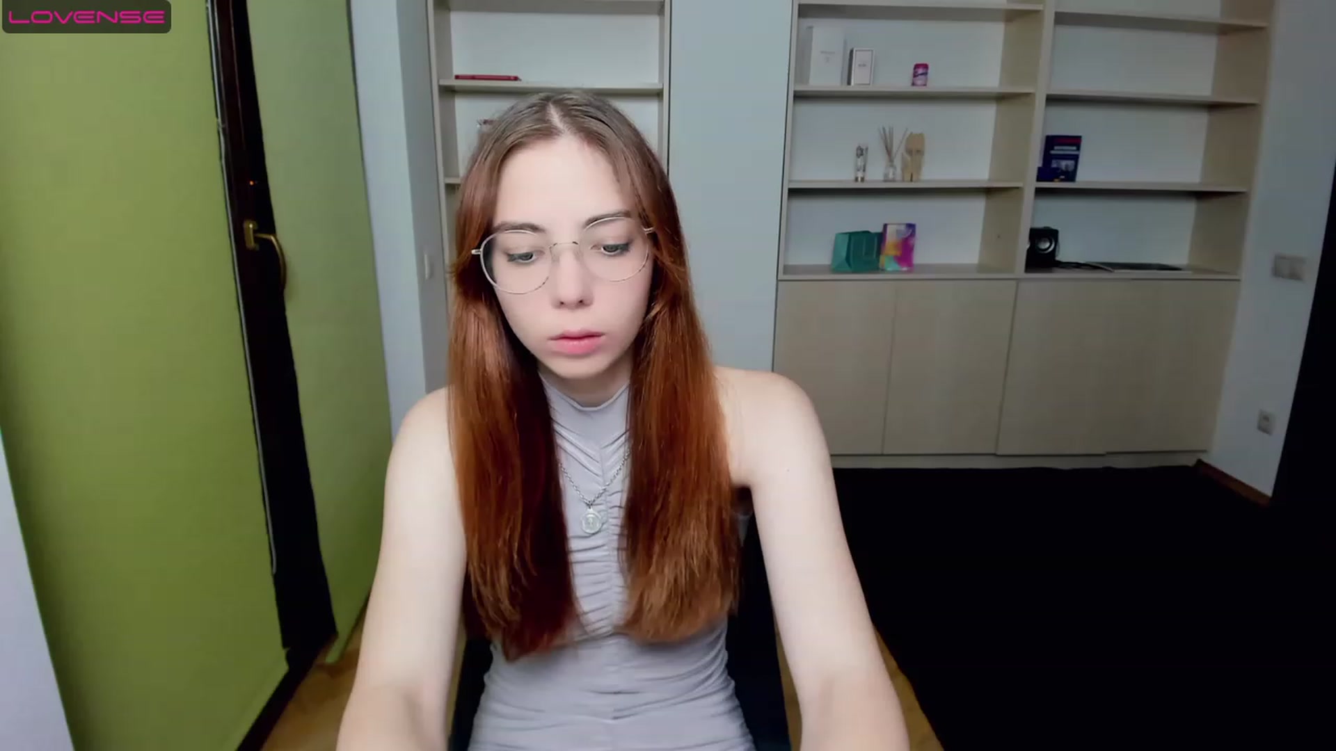 Gallery image thumbnail from KristinaRed's myfreecams stream on, 08/15/2023, 24:00 image 1 of 20