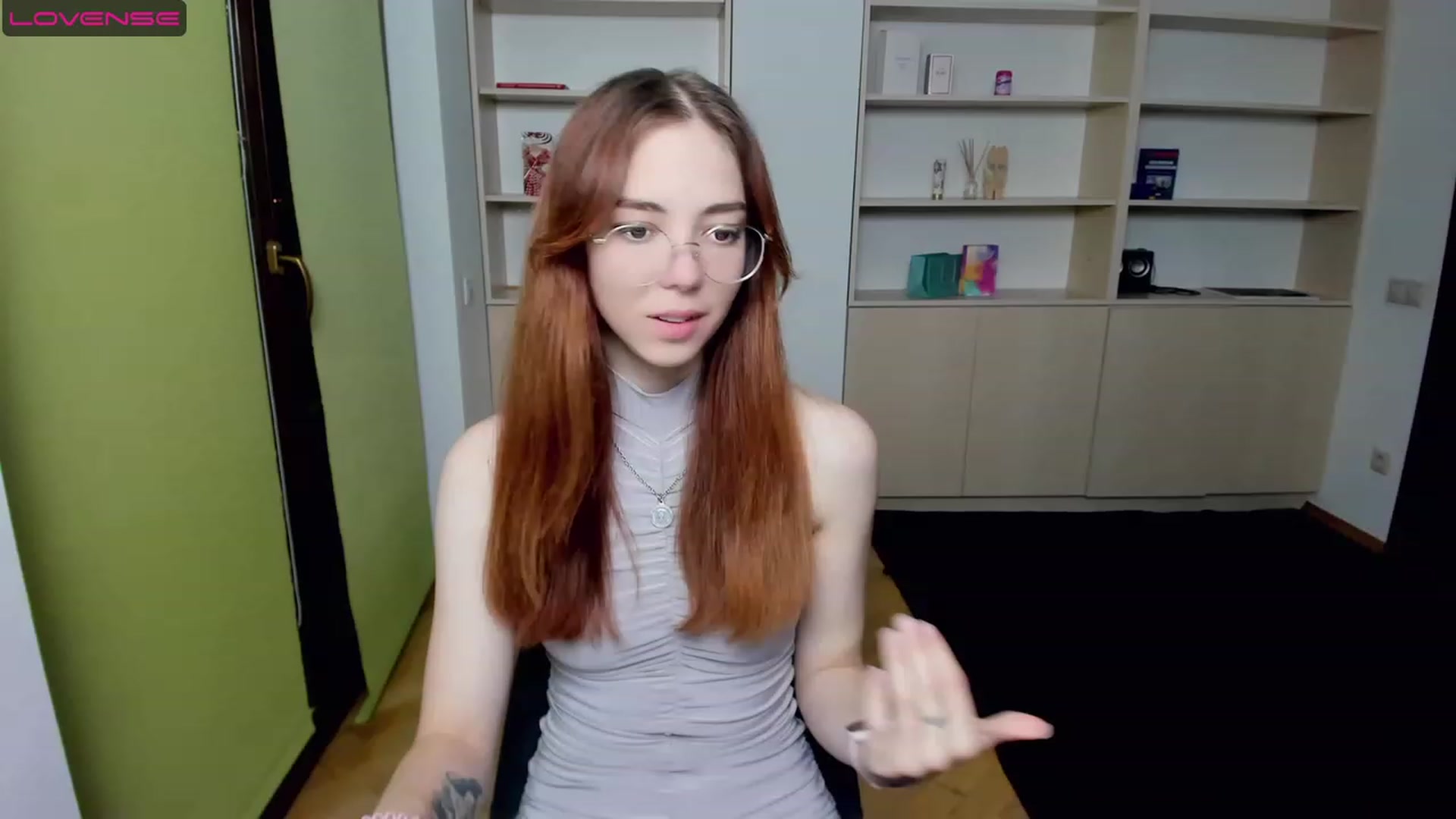 Gallery image thumbnail from KristinaRed's myfreecams stream on, 08/15/2023, 24:00 image 11 of 20
