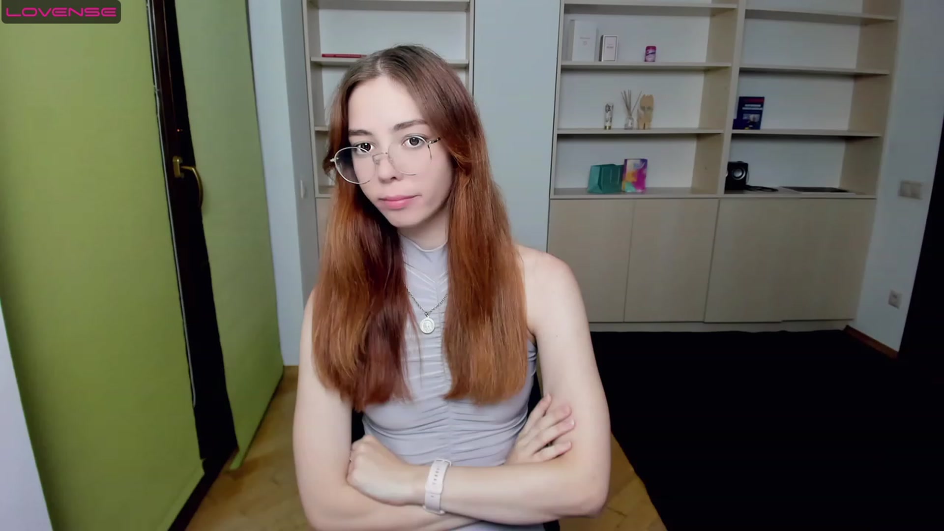 Gallery image thumbnail from KristinaRed's myfreecams stream on, 08/15/2023, 24:00 image 13 of 20