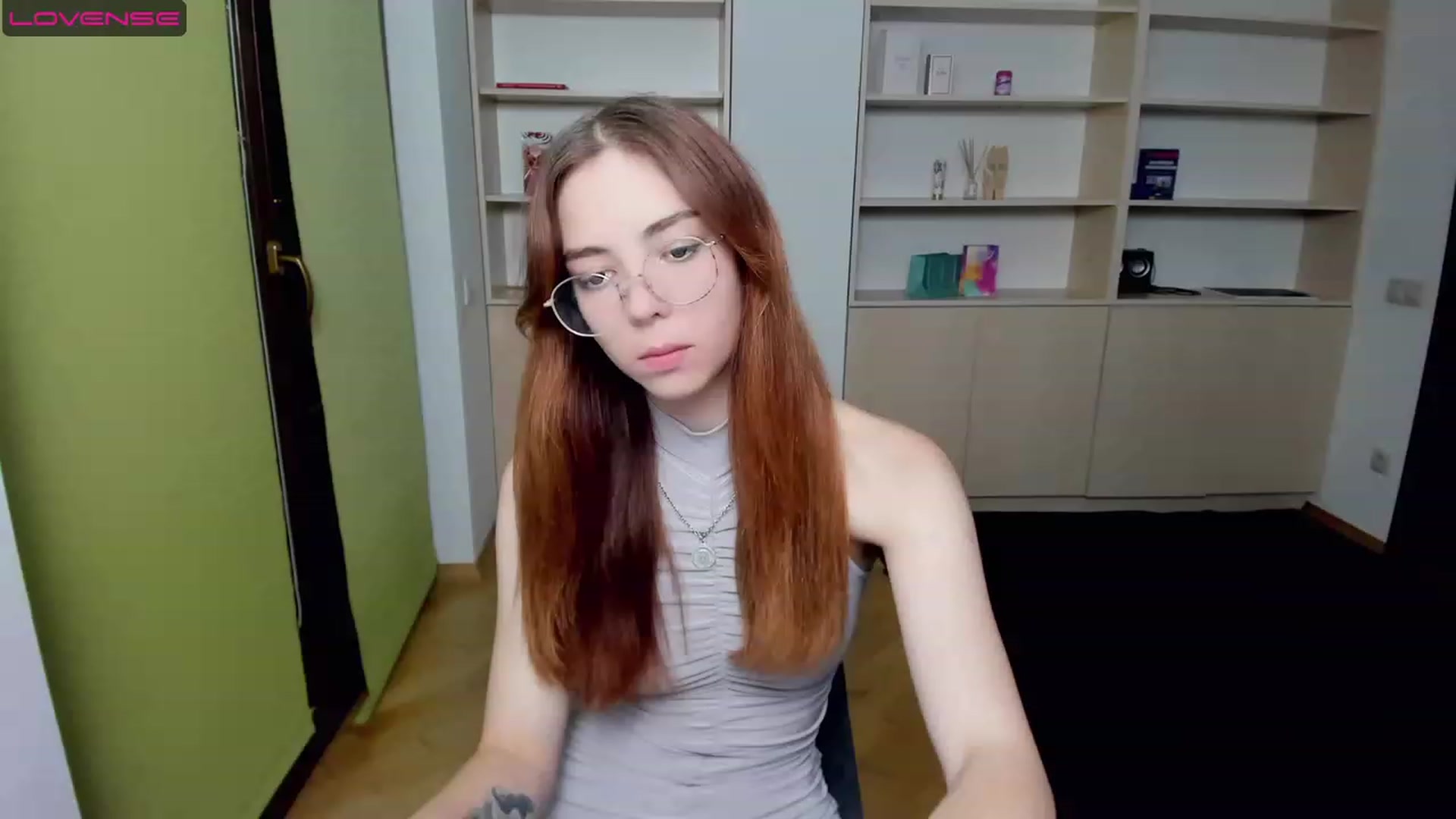Gallery image thumbnail from KristinaRed's myfreecams stream on, 08/15/2023, 24:00 image 14 of 20