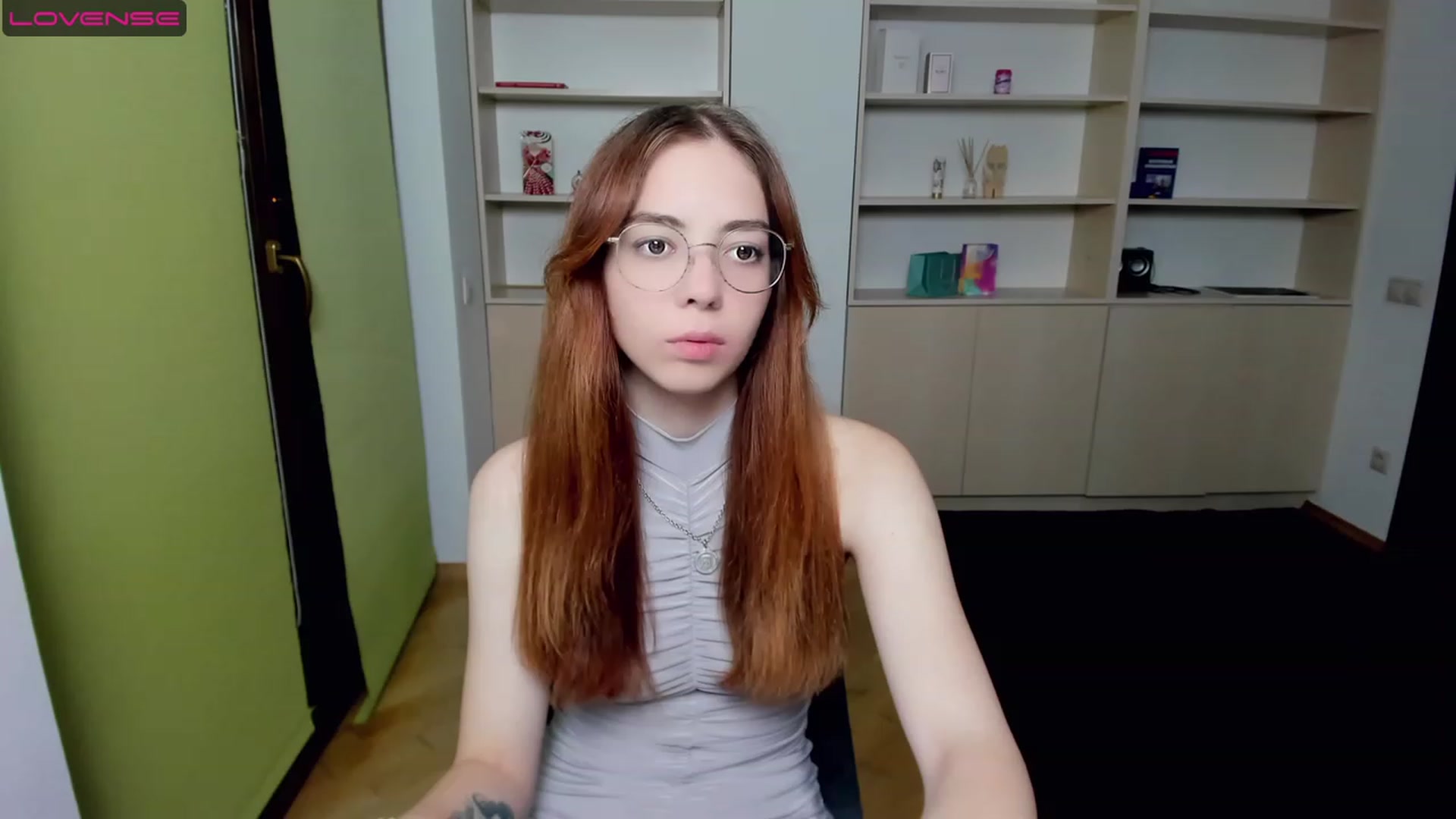 Gallery image thumbnail from KristinaRed's myfreecams stream on, 08/15/2023, 24:00 image 8 of 20