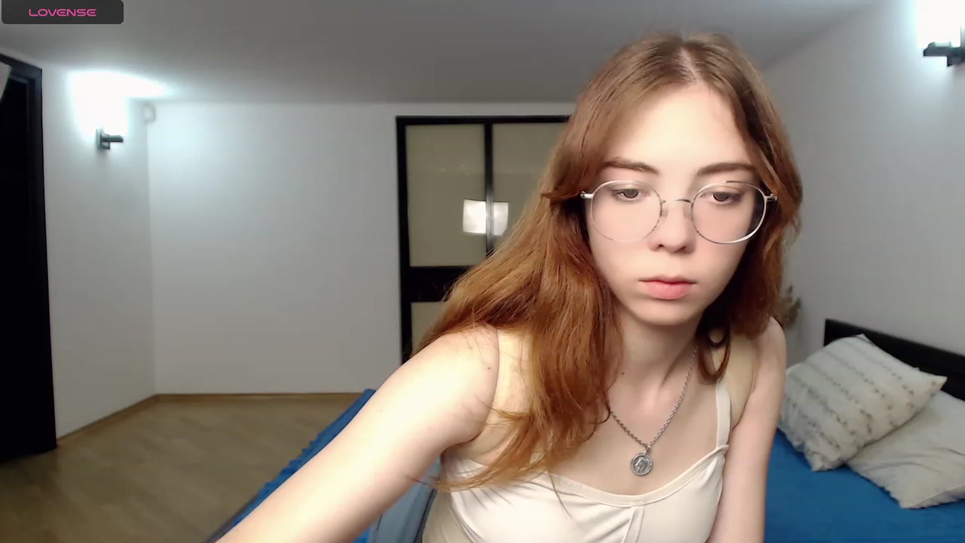 Gallery image thumbnail from KristinaRed's myfreecams stream on, 08/16/2023, 21:52 image 7 of 20