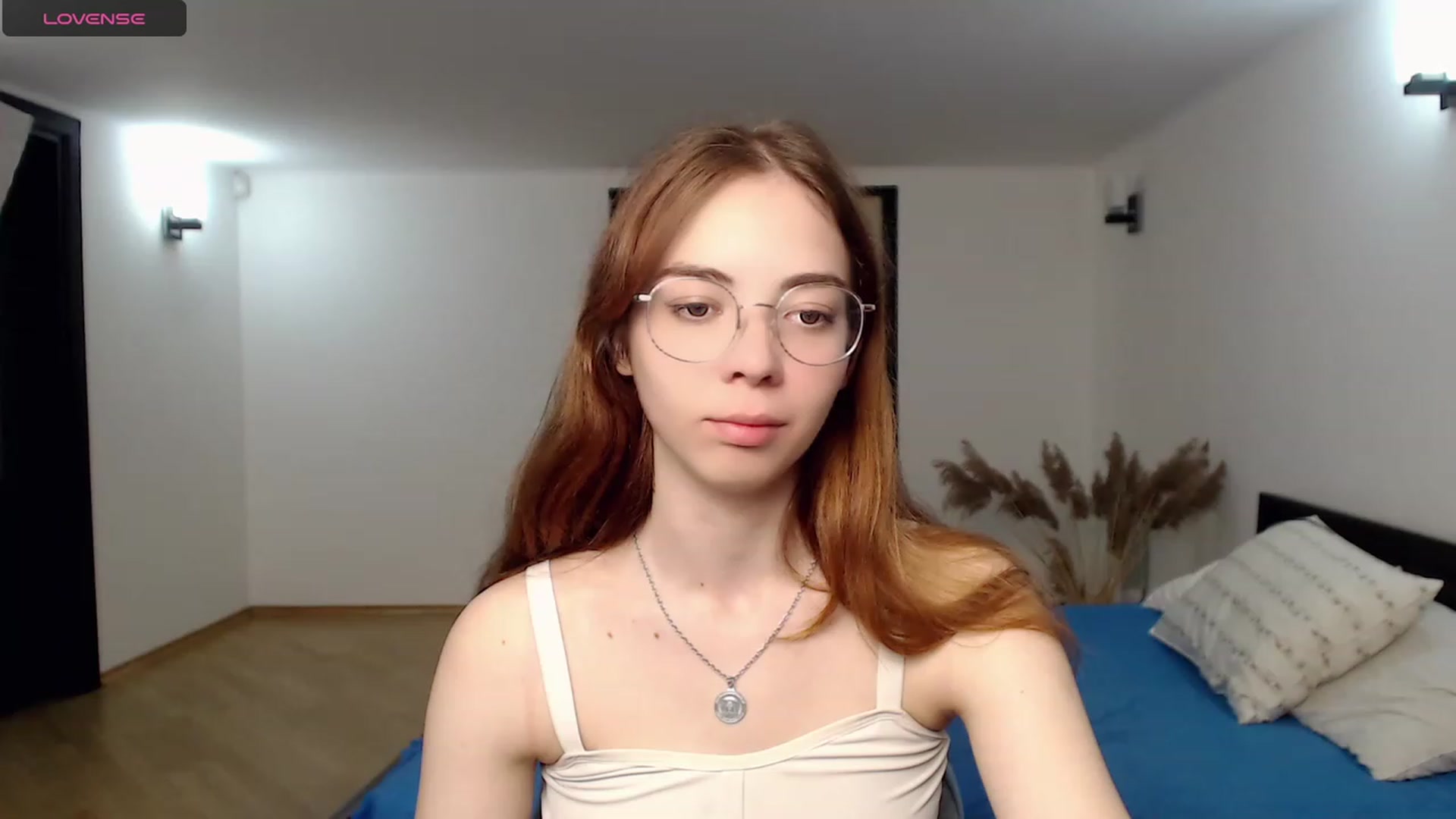 Gallery image thumbnail from KristinaRed's myfreecams stream on, 08/16/2023, 23:30 image 4 of 20