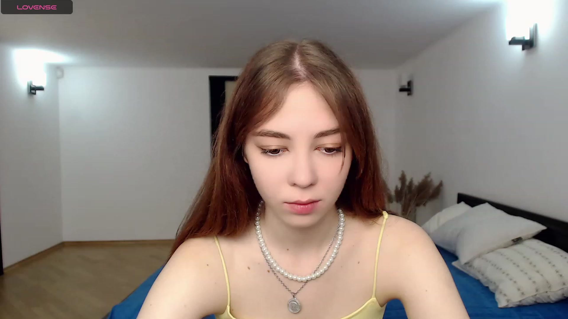 Gallery image thumbnail from KristinaRed's myfreecams stream on, 08/19/2023, 07:01 image 2 of 20