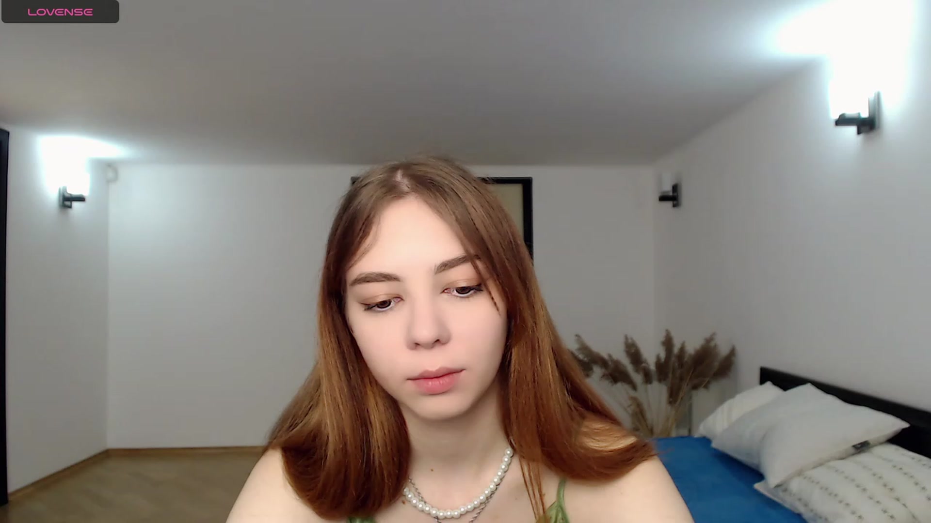 Gallery image thumbnail from KristinaRed's myfreecams stream on, 08/19/2023, 08:54 image 19 of 20