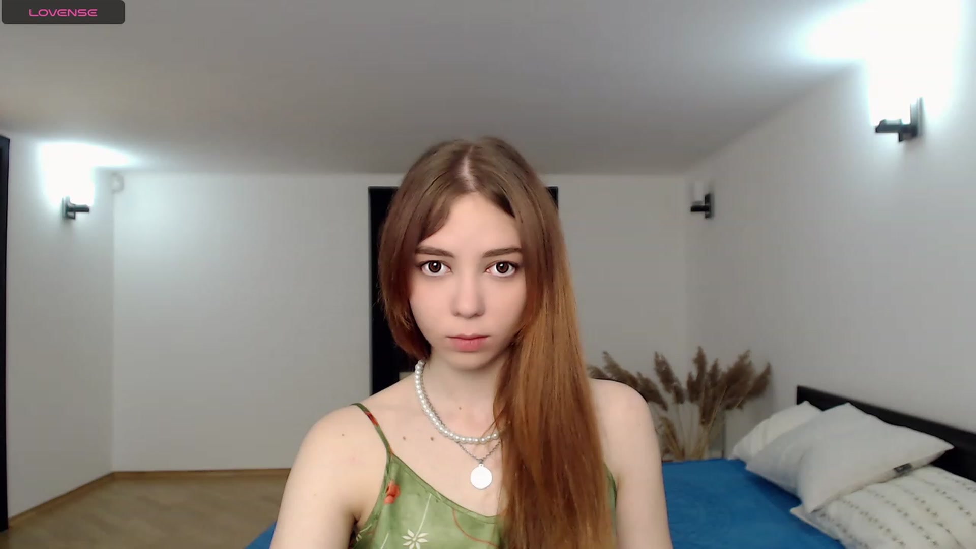 Gallery image thumbnail from KristinaRed's myfreecams stream on, 08/19/2023, 08:54 image 17 of 20