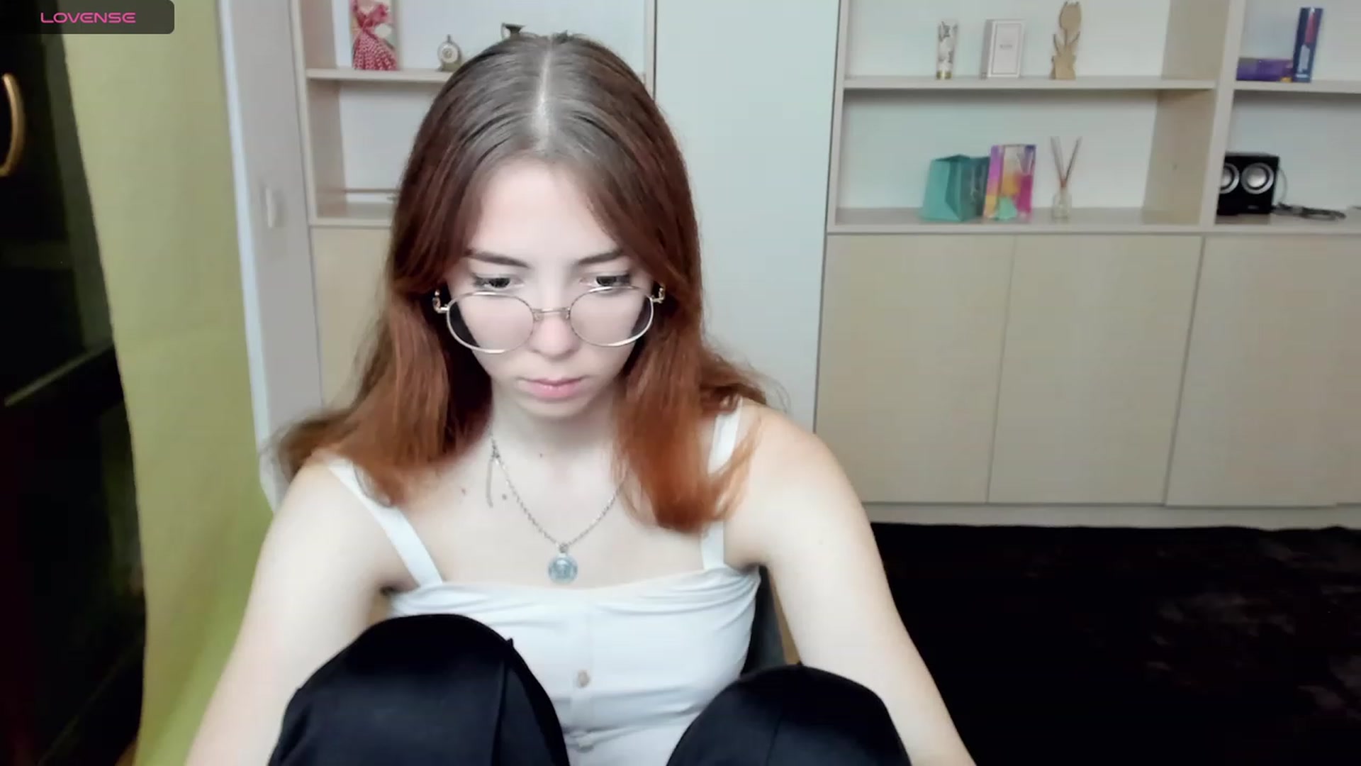 Gallery image thumbnail from KristinaRed's myfreecams stream on, 08/20/2023, 19:03 image 19 of 20