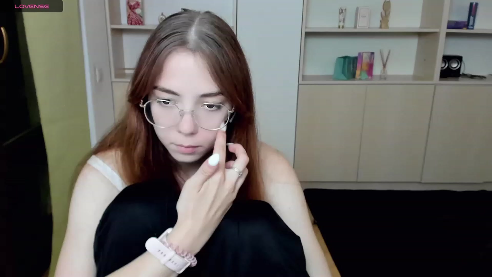 Gallery image thumbnail from KristinaRed's myfreecams stream on, 08/20/2023, 19:03 image 10 of 20