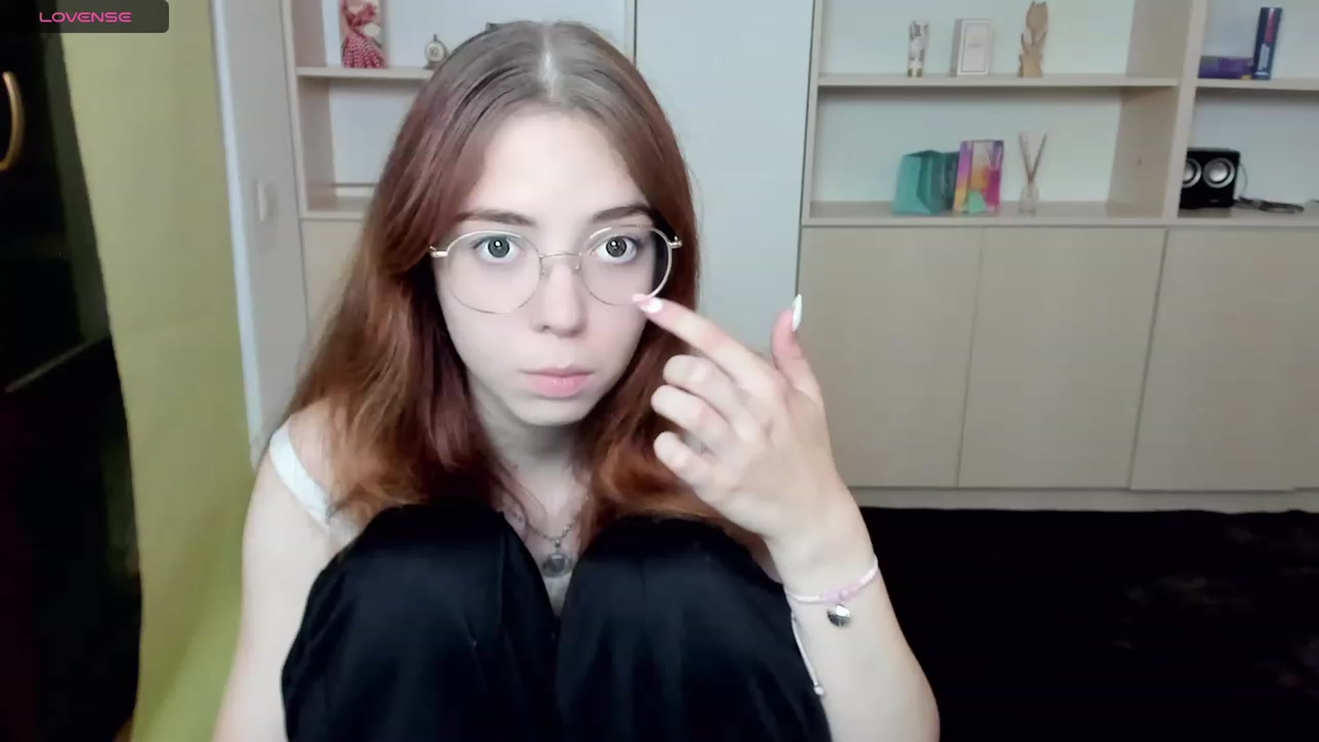Gallery image thumbnail from KristinaRed's myfreecams stream on, 08/20/2023, 19:03 image 8 of 20