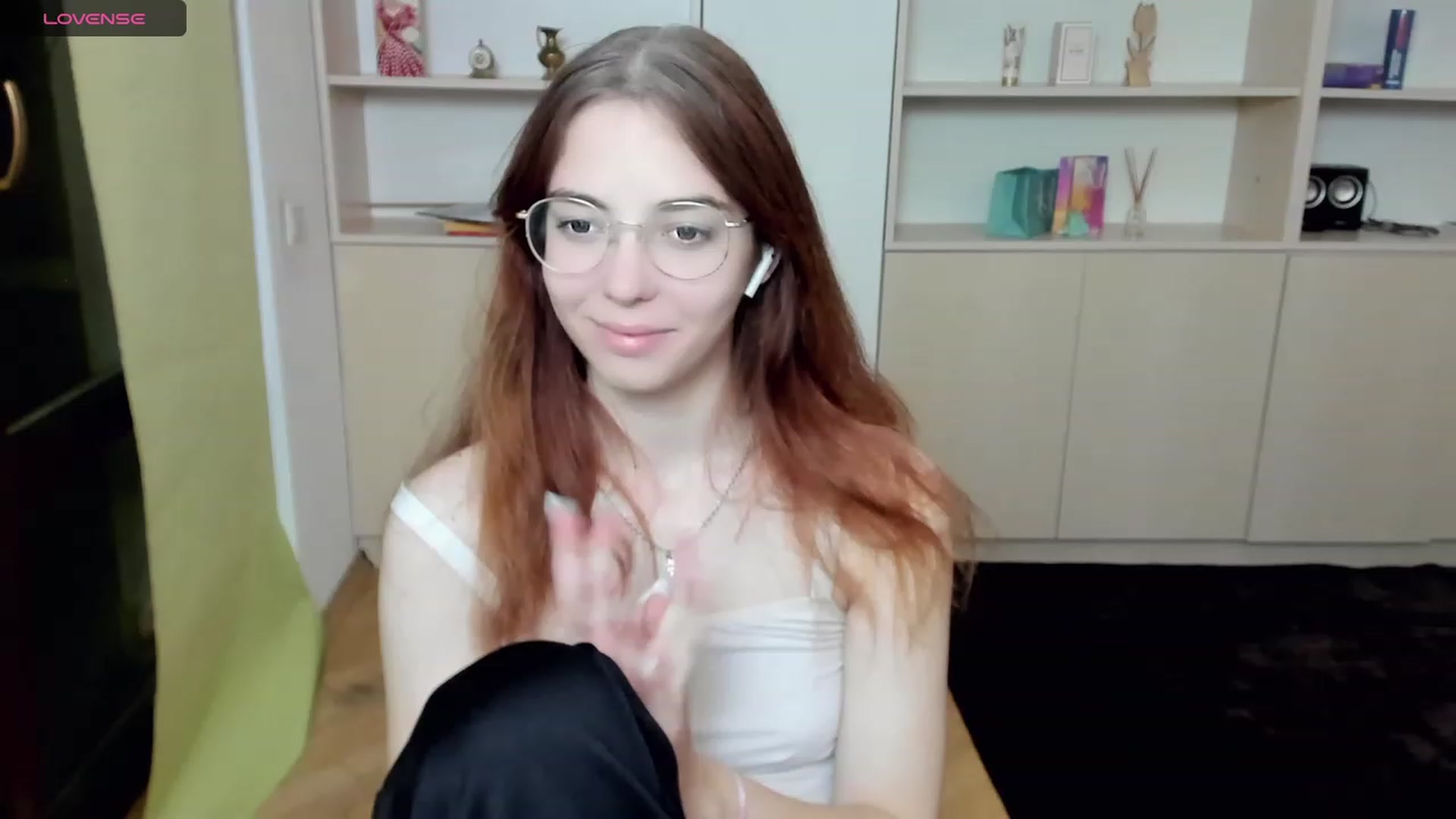 Gallery image thumbnail from KristinaRed's myfreecams stream on, 08/20/2023, 19:03 image 5 of 20
