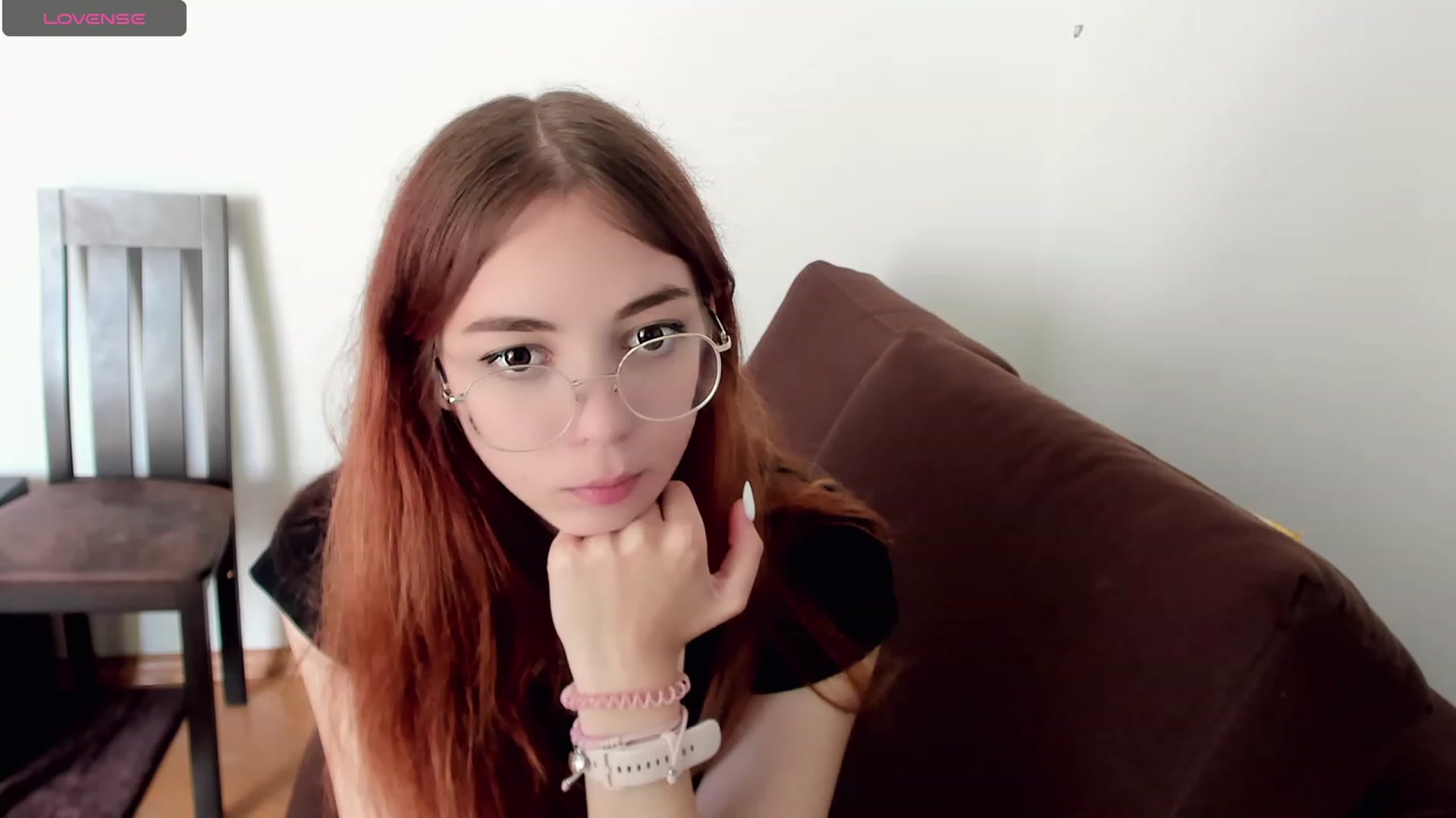Gallery image thumbnail from KristinaRed's myfreecams stream on, 08/21/2023, 14:23 image 6 of 20