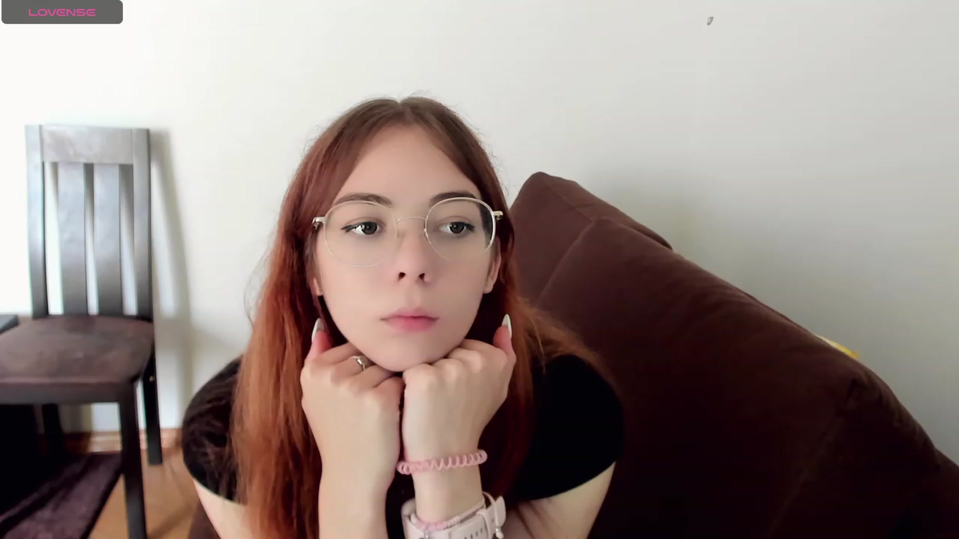 Gallery image thumbnail from KristinaRed's myfreecams stream on, 08/21/2023, 14:23 image 10 of 20