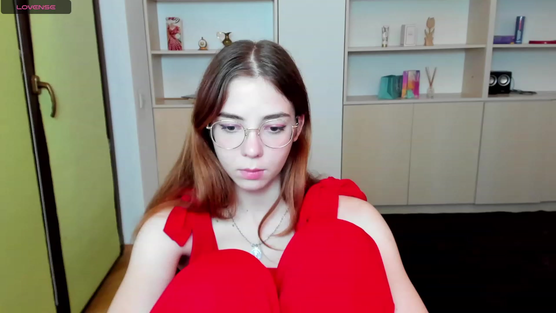 Gallery image thumbnail from KristinaRed's myfreecams stream on, 08/22/2023, 23:42 image 18 of 20