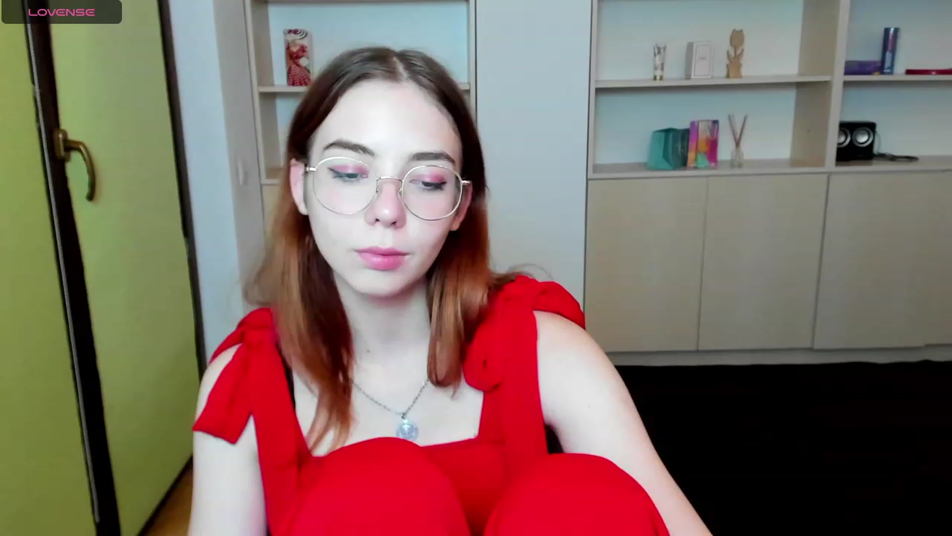 Gallery image thumbnail from KristinaRed's myfreecams stream on, 08/22/2023, 23:42 image 3 of 20