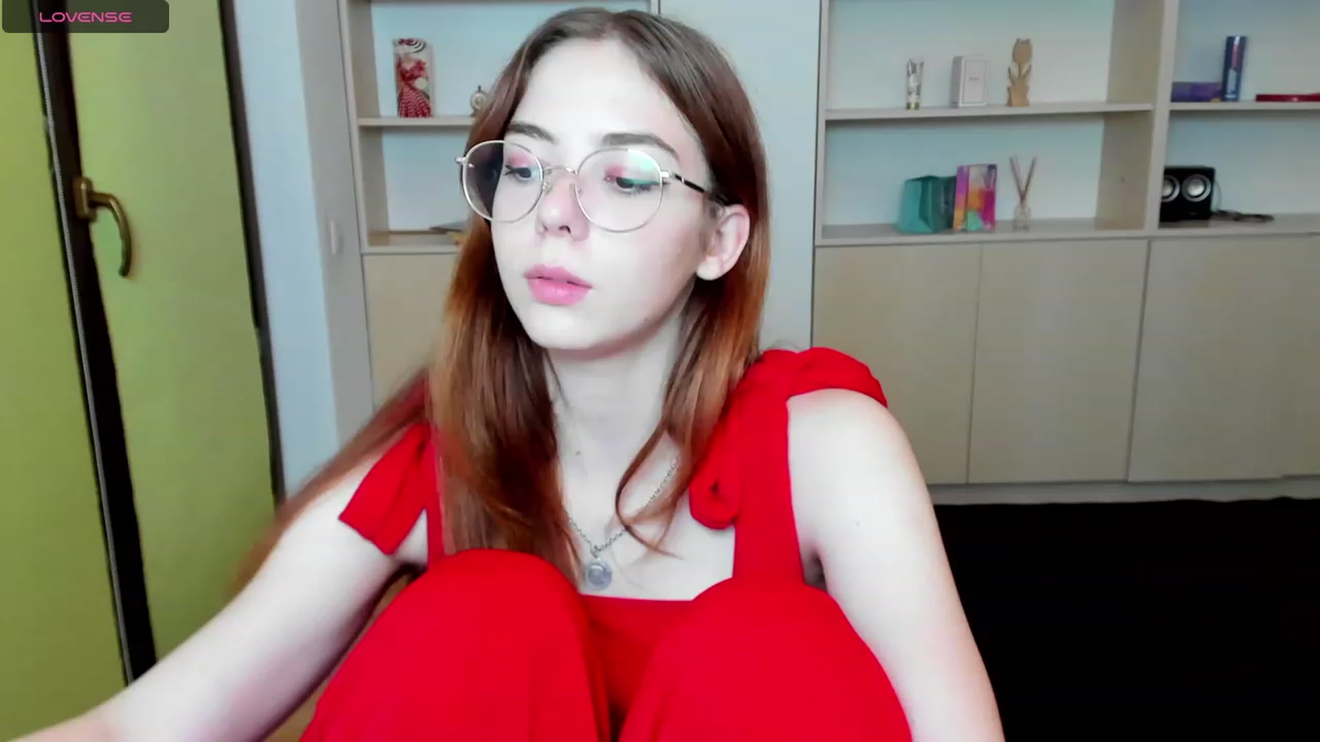 Gallery image thumbnail from KristinaRed's myfreecams stream on, 08/22/2023, 23:42 image 15 of 20