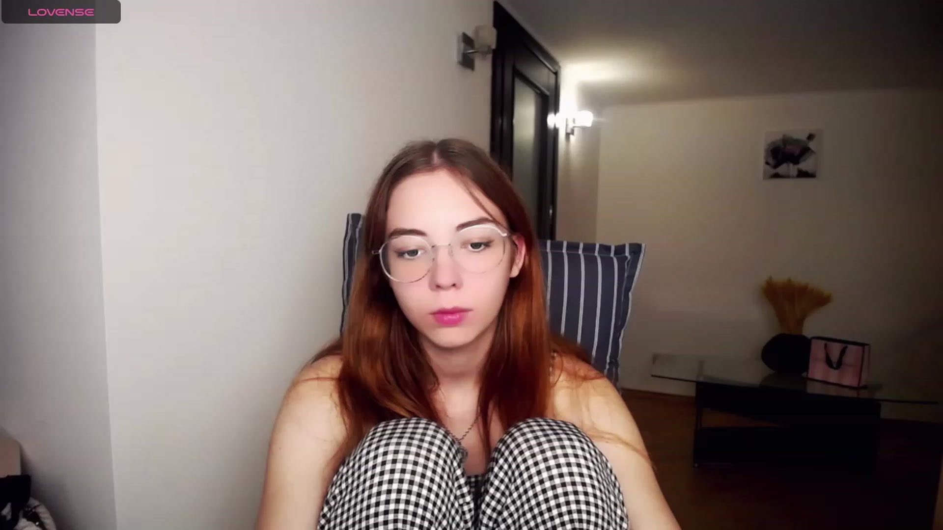 Gallery image thumbnail from KristinaRed's myfreecams stream on, 08/23/2023, 19:04 image 4 of 20