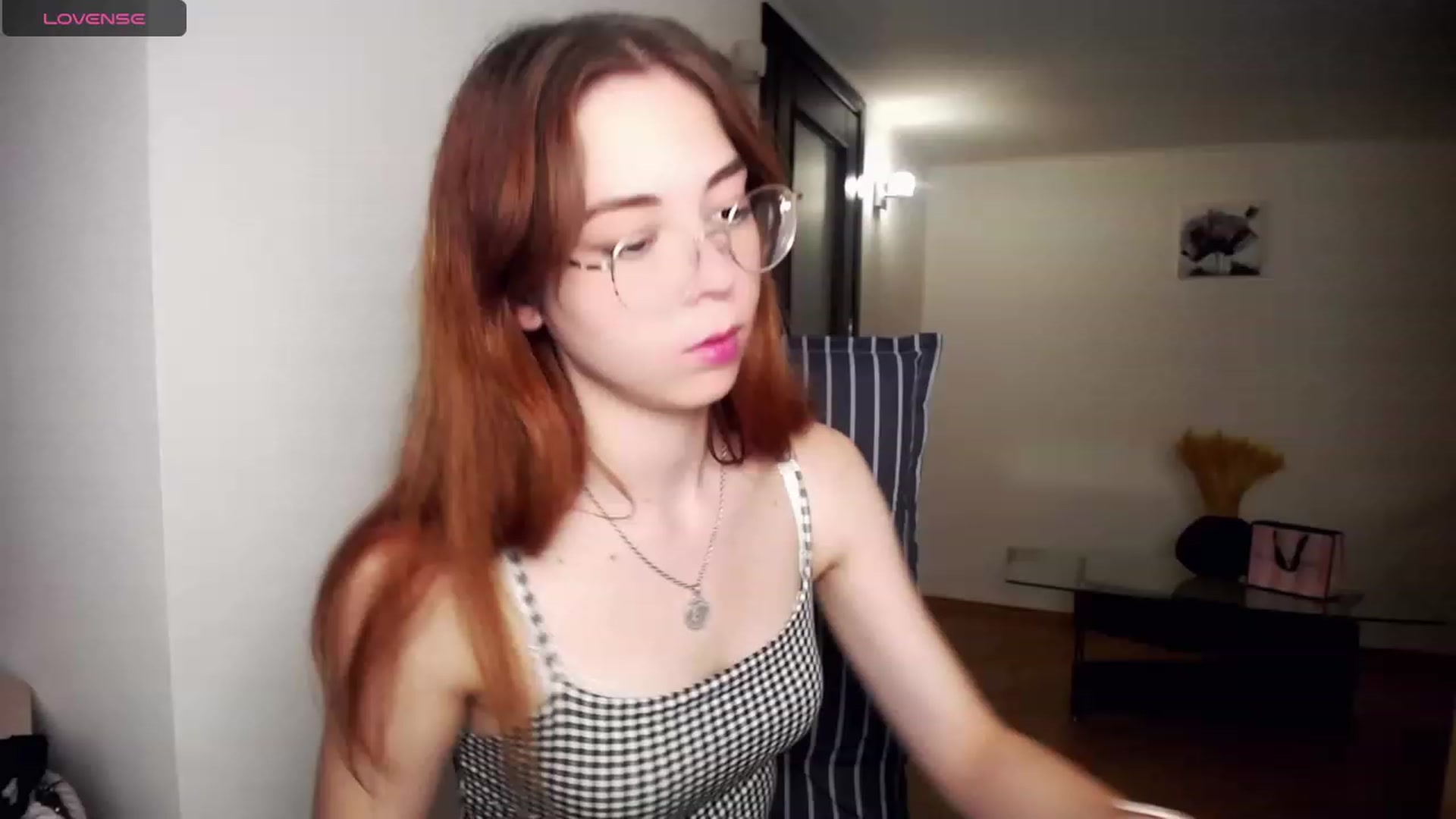Gallery image thumbnail from KristinaRed's myfreecams stream on, 08/23/2023, 19:04 image 13 of 20