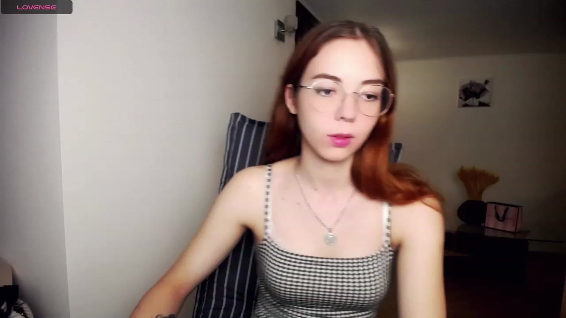 Gallery image thumbnail from KristinaRed's myfreecams stream on, 08/23/2023, 19:04 image 11 of 20
