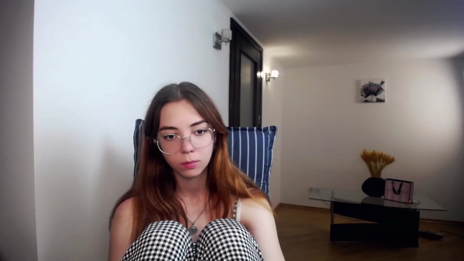 Gallery image thumbnail from KristinaRed's myfreecams stream on, 08/23/2023, 21:16 image 3 of 20
