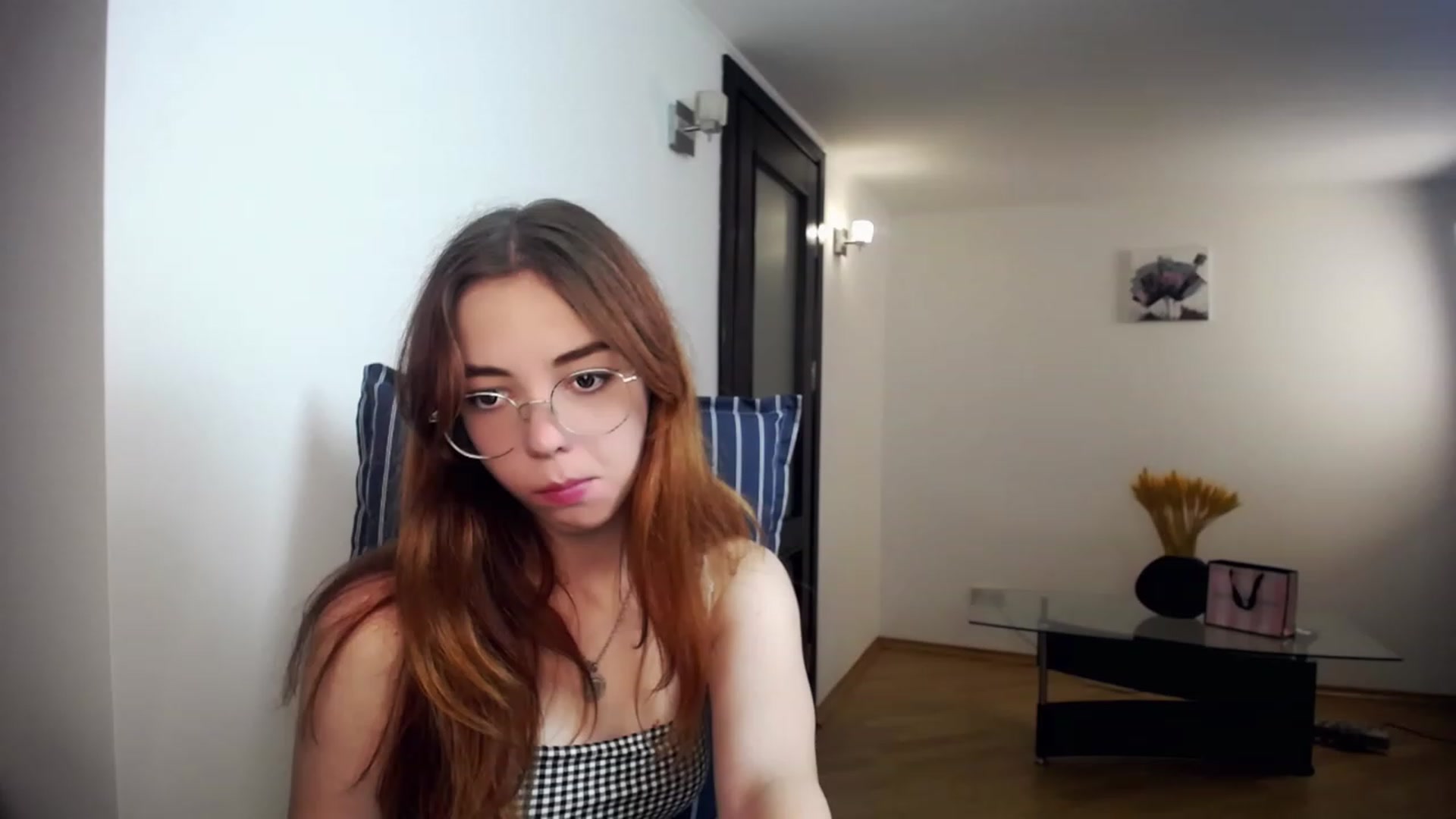 Gallery image thumbnail from KristinaRed's myfreecams stream on, 08/23/2023, 21:16 image 7 of 20