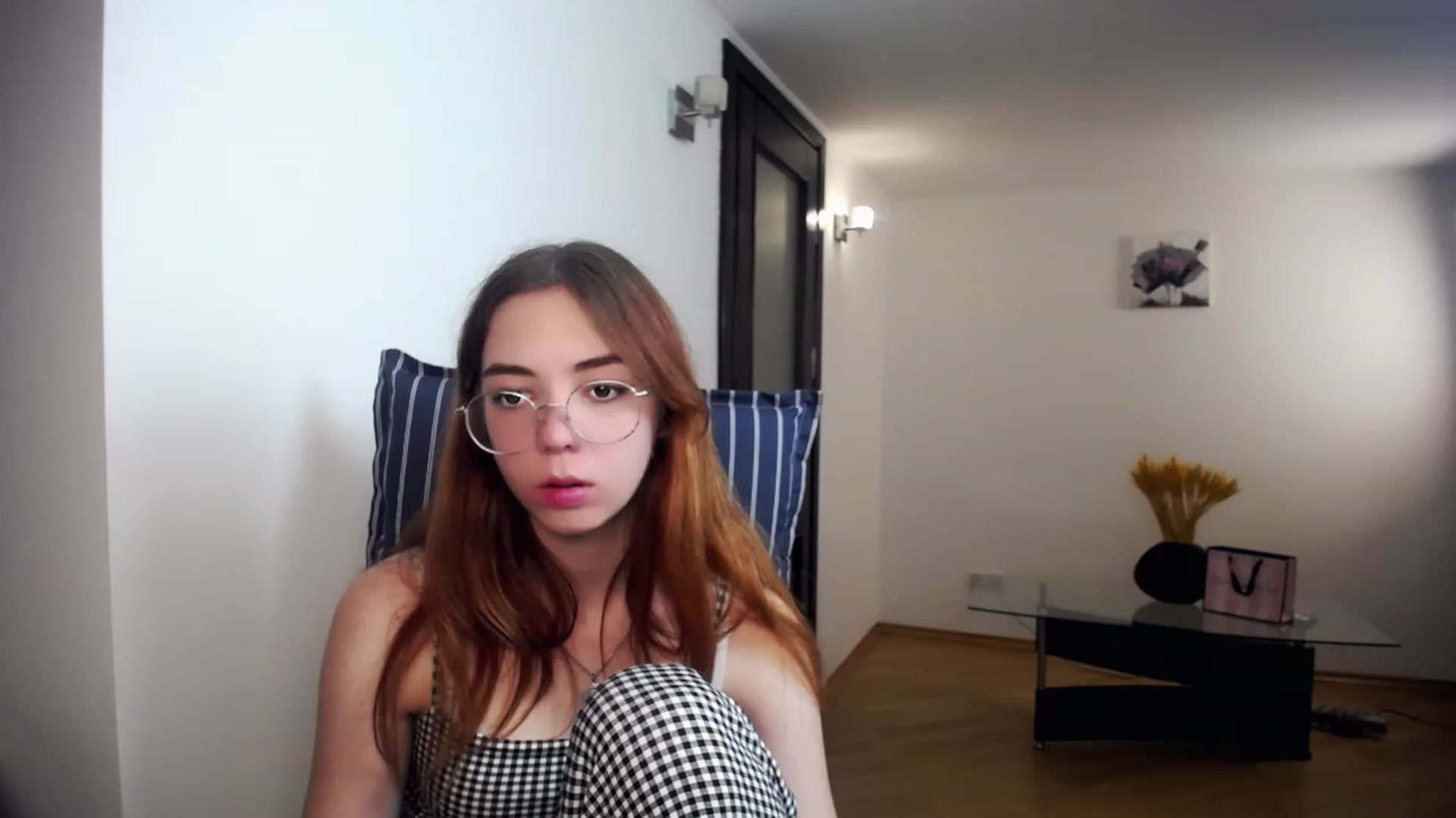 Gallery image thumbnail from KristinaRed's myfreecams stream on, 08/23/2023, 21:50 image 14 of 20