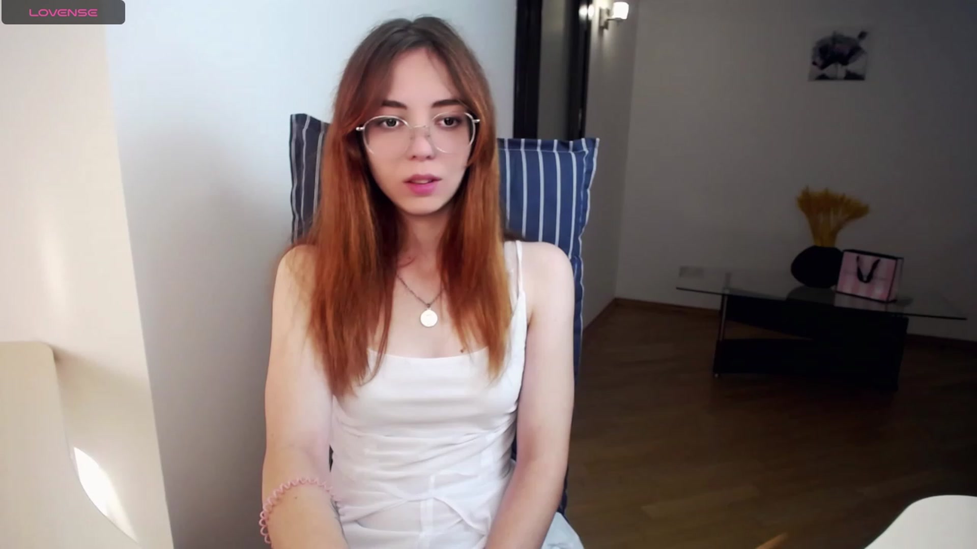 Gallery image thumbnail from KristinaRed's myfreecams stream on, 08/24/2023, 16:23 image 6 of 20