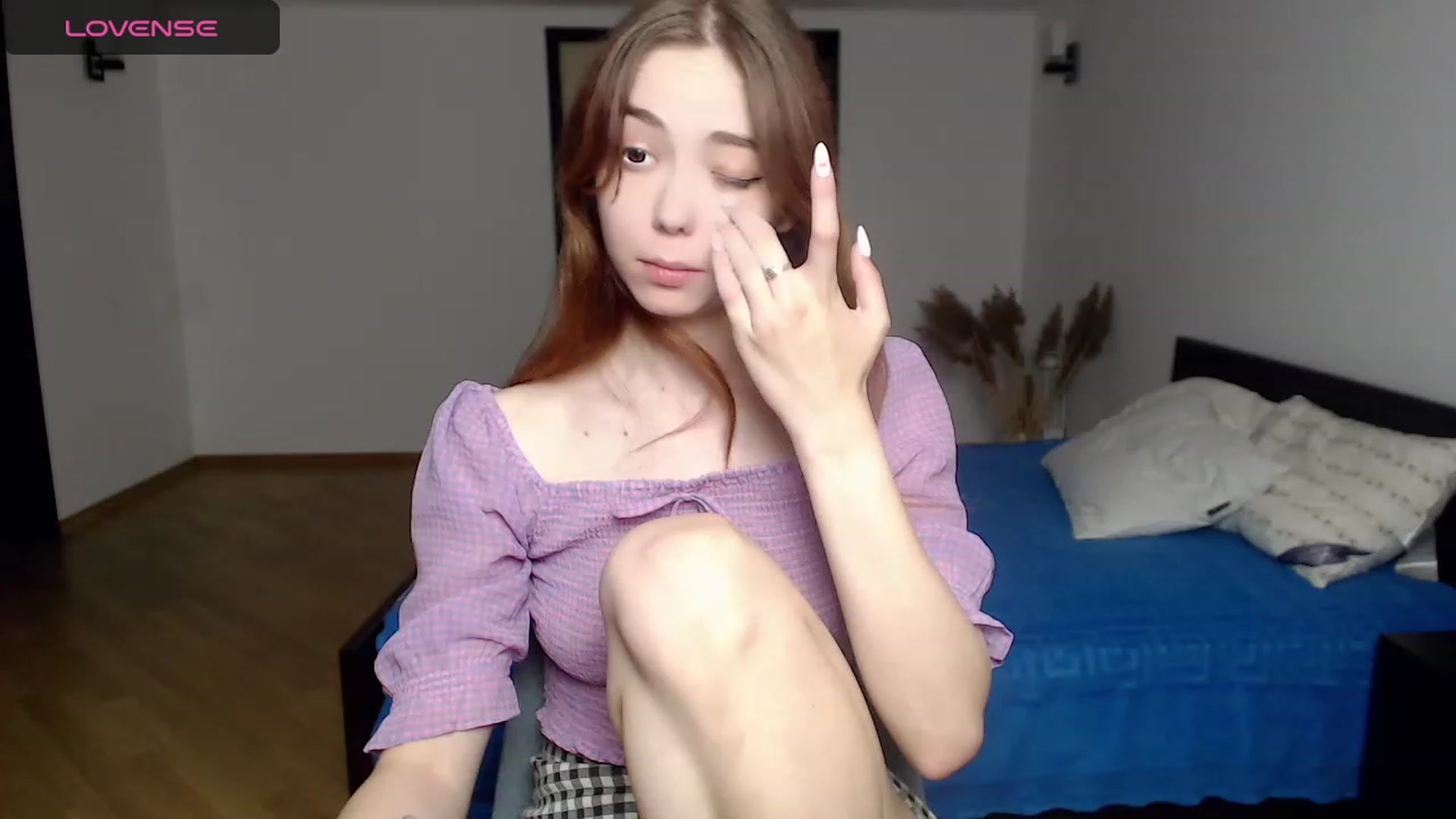 Gallery image thumbnail from KristinaRed's myfreecams stream on, 08/27/2023, 20:33 image 13 of 20