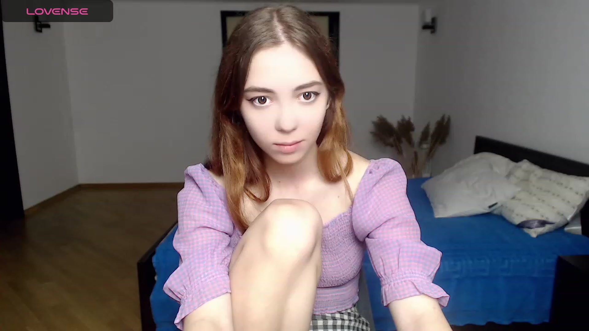 Gallery image thumbnail from KristinaRed's myfreecams stream on, 08/27/2023, 20:33 image 6 of 20