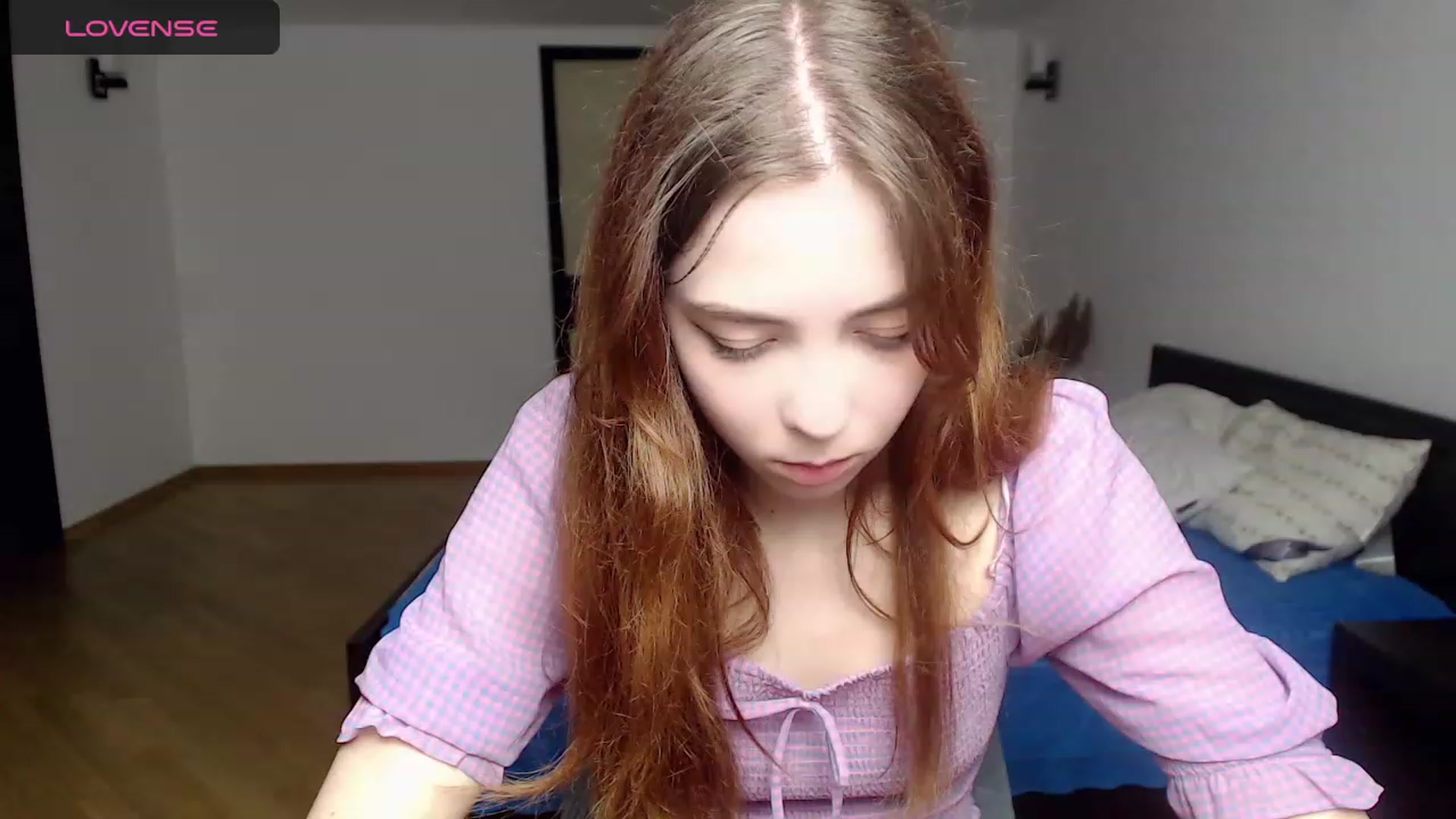 Gallery image thumbnail from KristinaRed's myfreecams stream on, 08/27/2023, 23:16 image 10 of 20