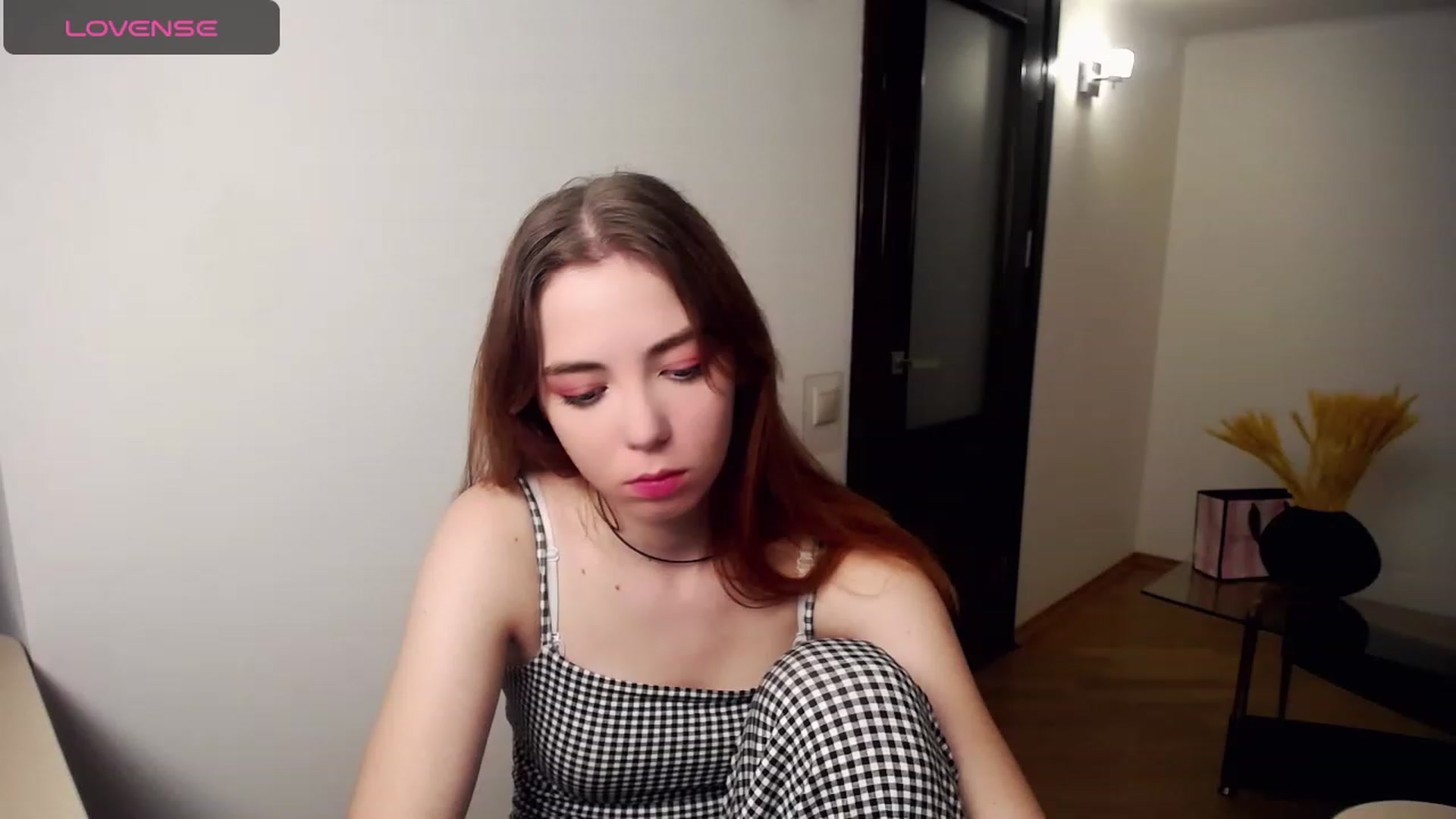 Gallery image thumbnail from KristinaRed's myfreecams stream on, 08/31/2023, 19:30 image 1 of 20
