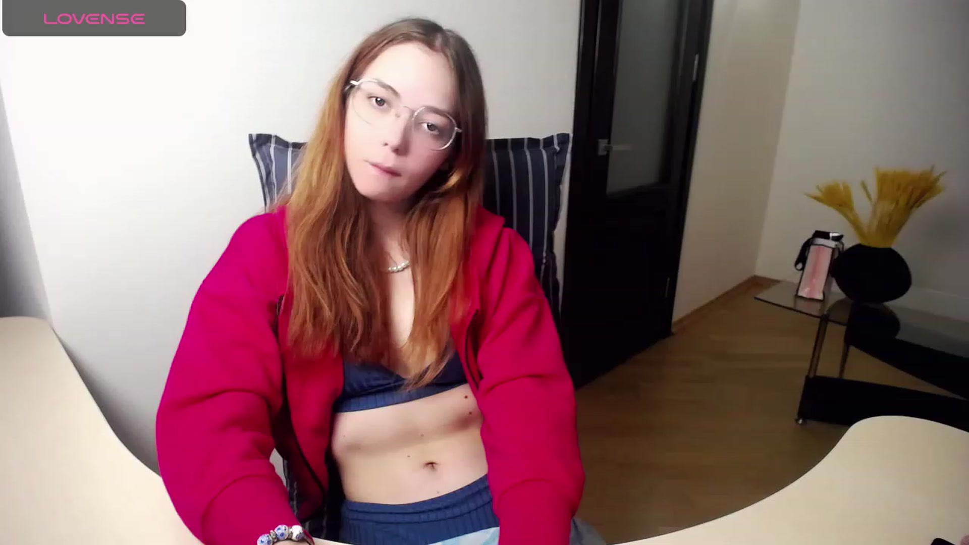 Gallery image thumbnail from KristinaRed's myfreecams stream on, 09/05/2023, 24:02 image 13 of 20