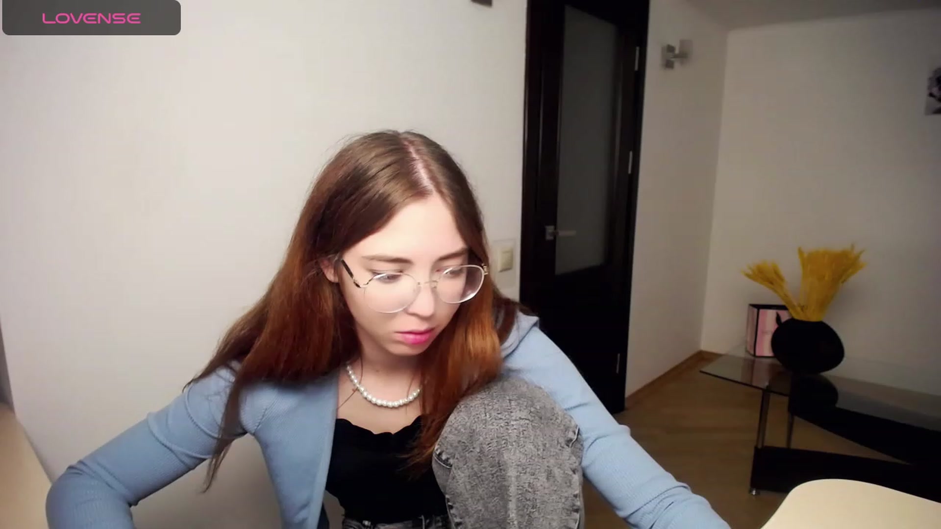 Gallery image thumbnail from KristinaRed's myfreecams stream on, 09/06/2023, 19:43 image 10 of 20