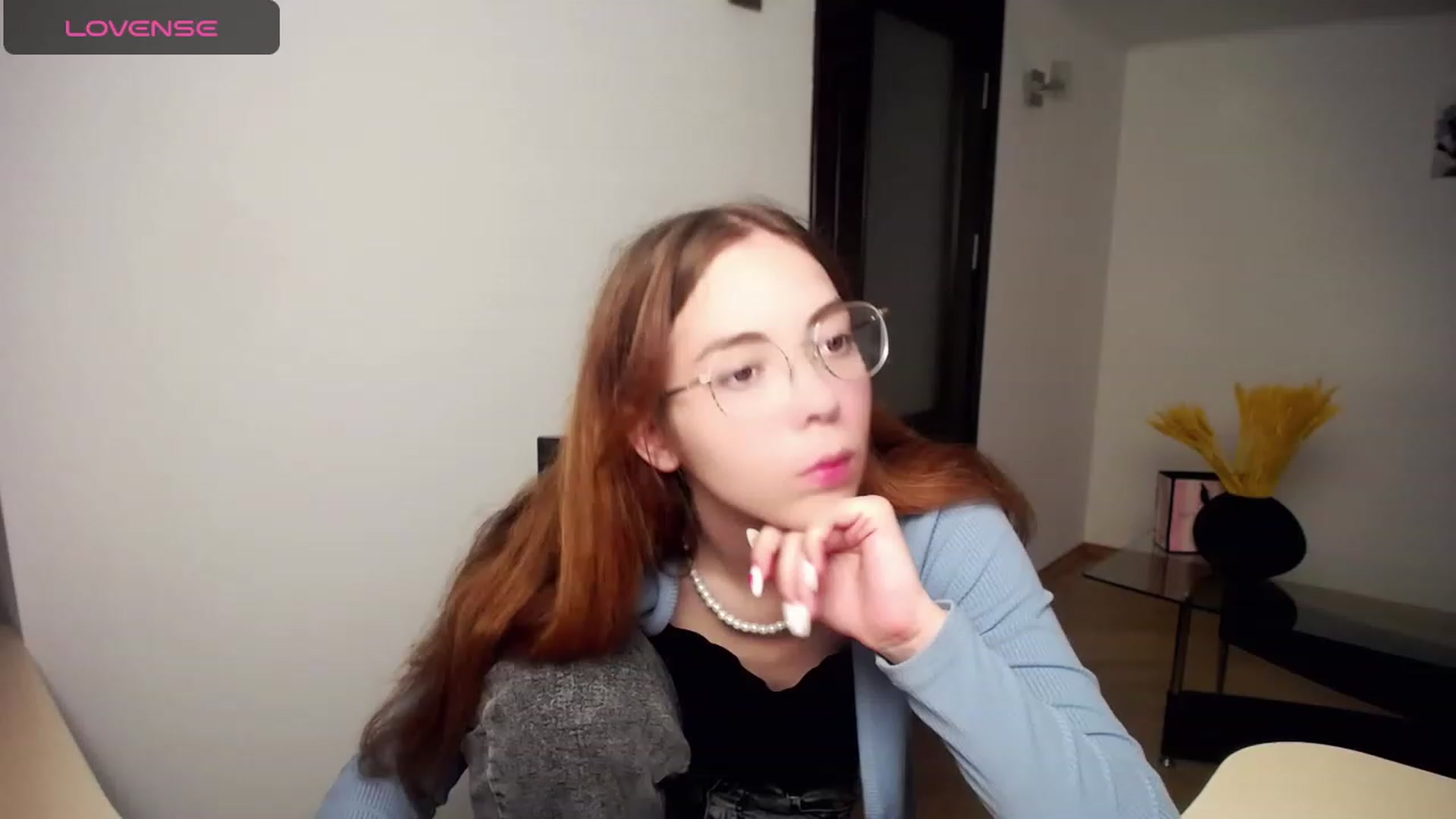 Gallery image thumbnail from KristinaRed's myfreecams stream on, 09/06/2023, 19:43 image 4 of 20