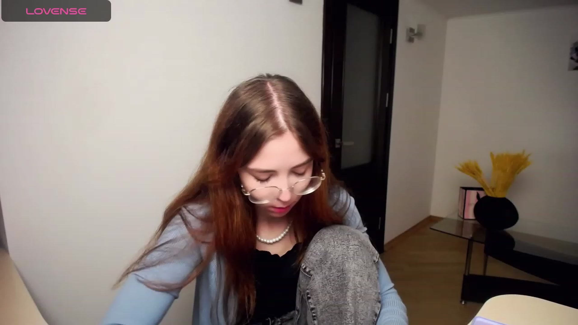 Gallery image thumbnail from KristinaRed's myfreecams stream on, 09/06/2023, 19:43 image 16 of 20