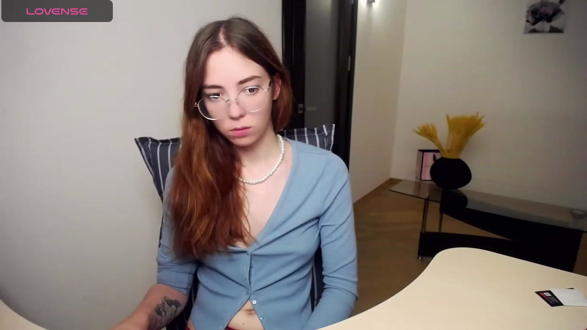 Gallery image thumbnail from KristinaRed's myfreecams stream on, 09/06/2023, 23:45 image 11 of 20