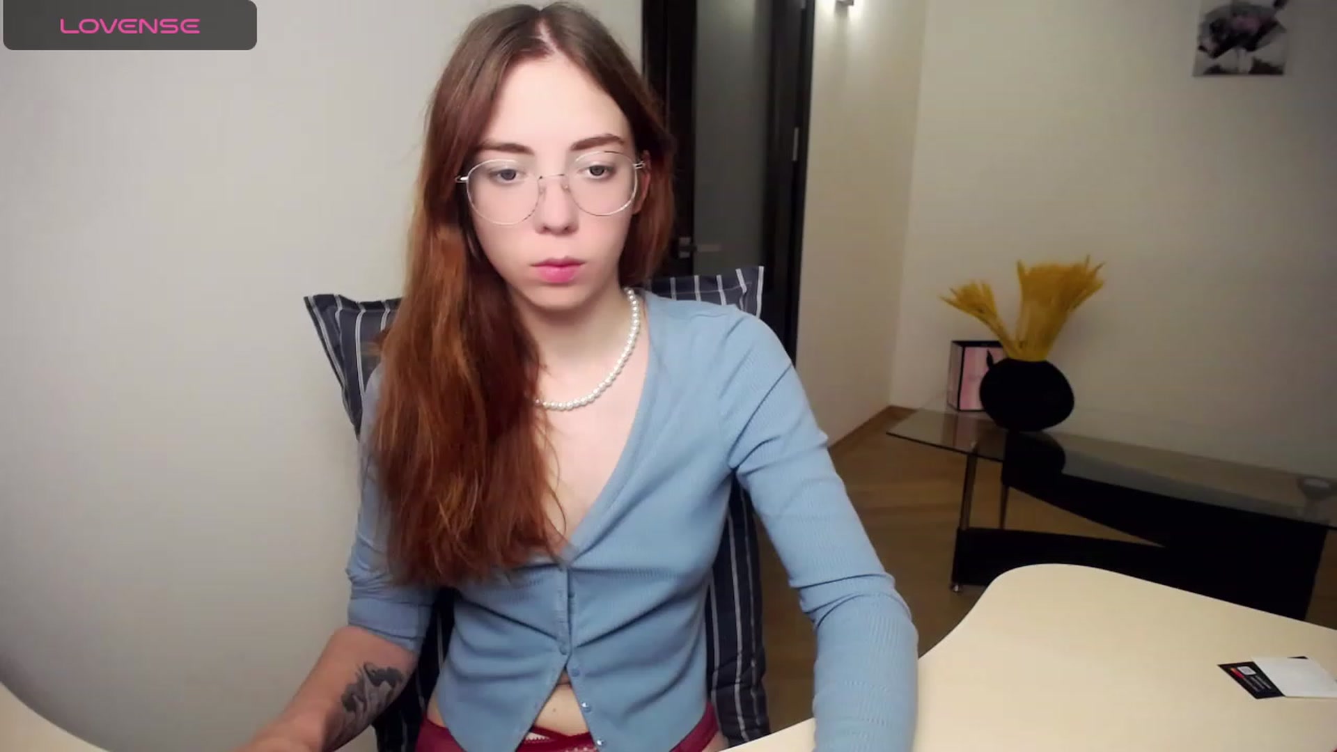 Gallery image thumbnail from KristinaRed's myfreecams stream on, 09/06/2023, 23:45 image 3 of 20