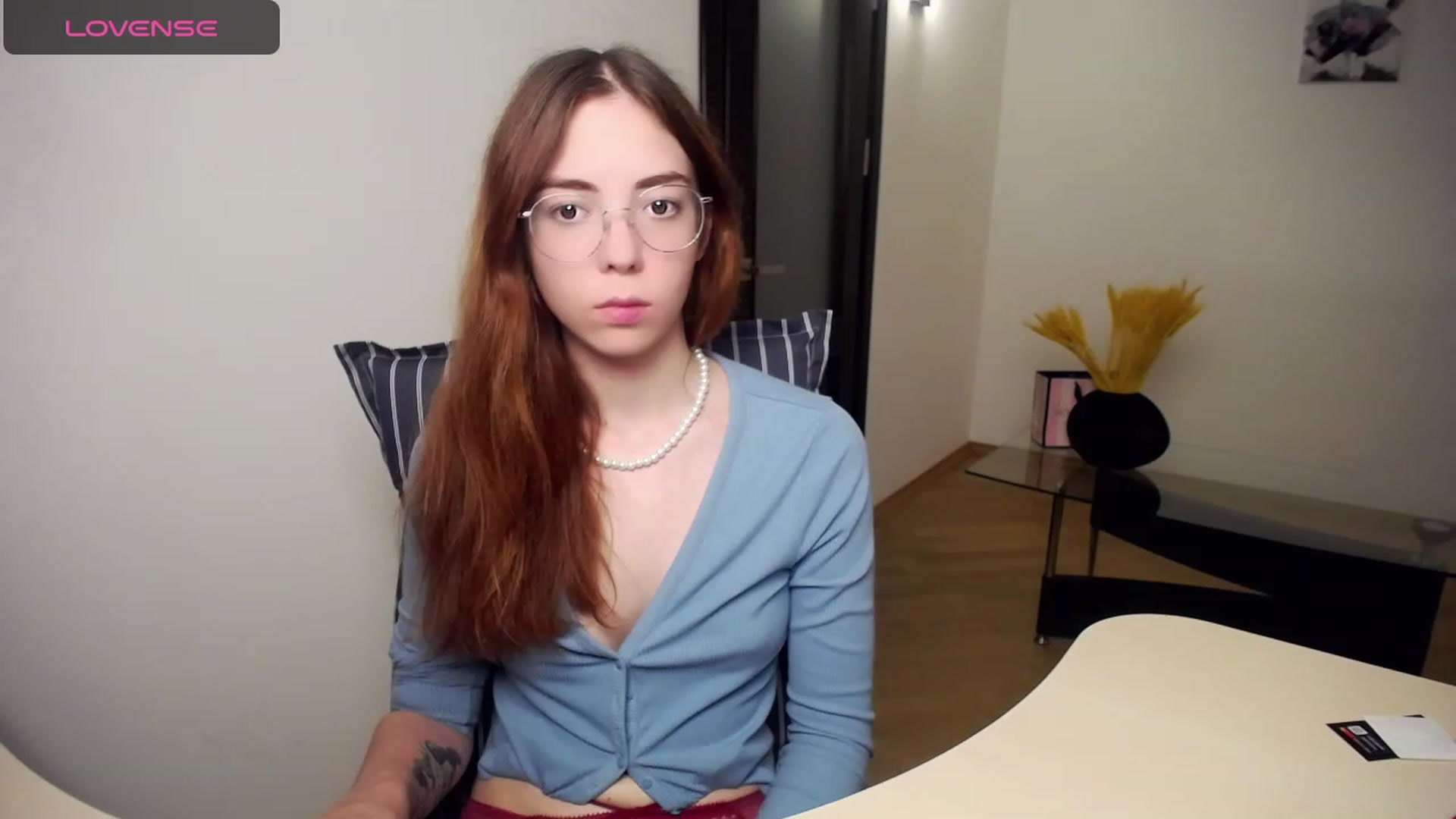 Gallery image thumbnail from KristinaRed's myfreecams stream on, 09/06/2023, 23:45 image 16 of 20