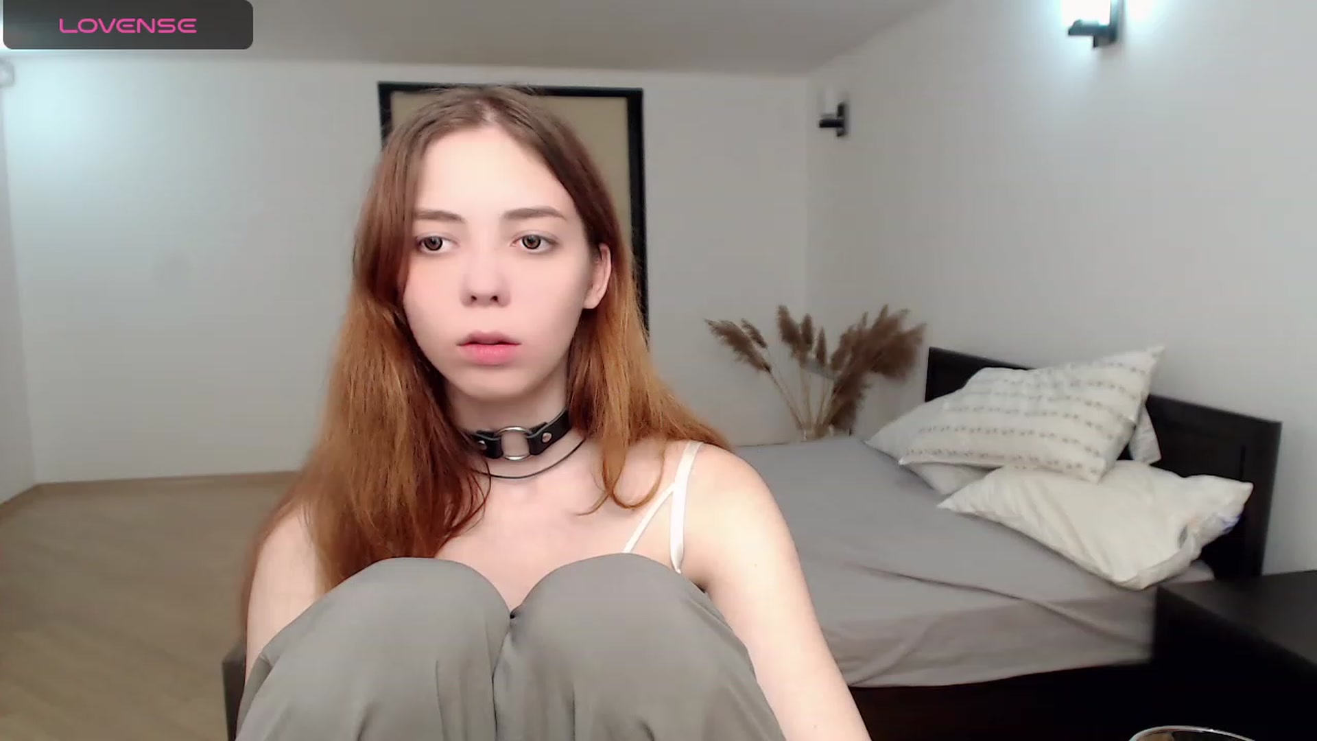 Gallery image thumbnail from KristinaRed's myfreecams stream on, 09/11/2023, 15:38 image 14 of 20