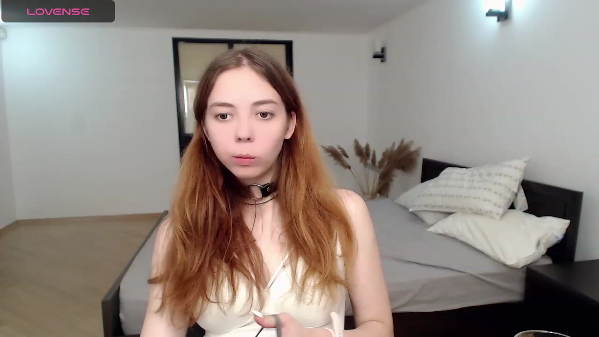 Gallery image thumbnail from KristinaRed's myfreecams stream on, 09/11/2023, 15:38 image 15 of 20