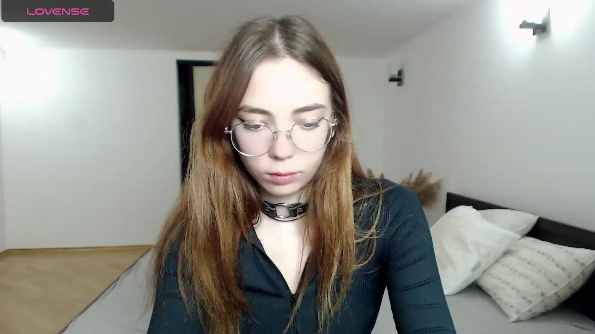 Gallery image thumbnail from KristinaRed's myfreecams stream on, 09/13/2023, 24:35 image 8 of 20