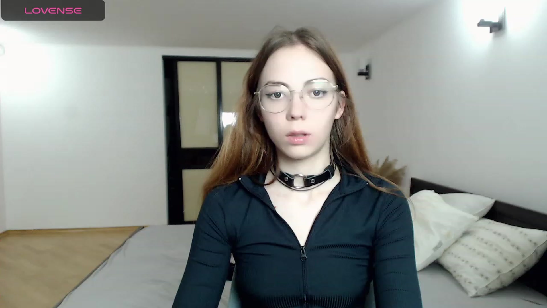 Gallery image thumbnail from KristinaRed's myfreecams stream on, 09/13/2023, 24:35 image 10 of 20