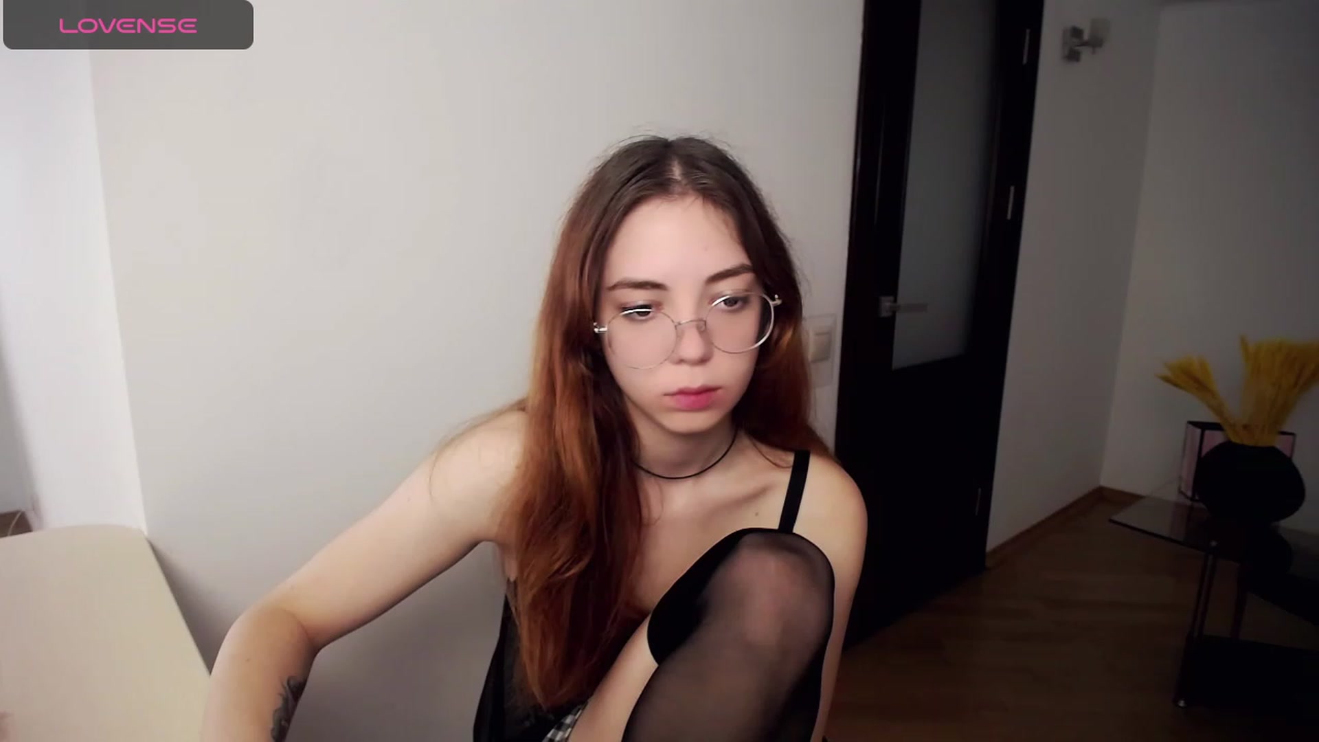 Gallery image thumbnail from KristinaRed's myfreecams stream on, 09/16/2023, 11:21 image 3 of 20