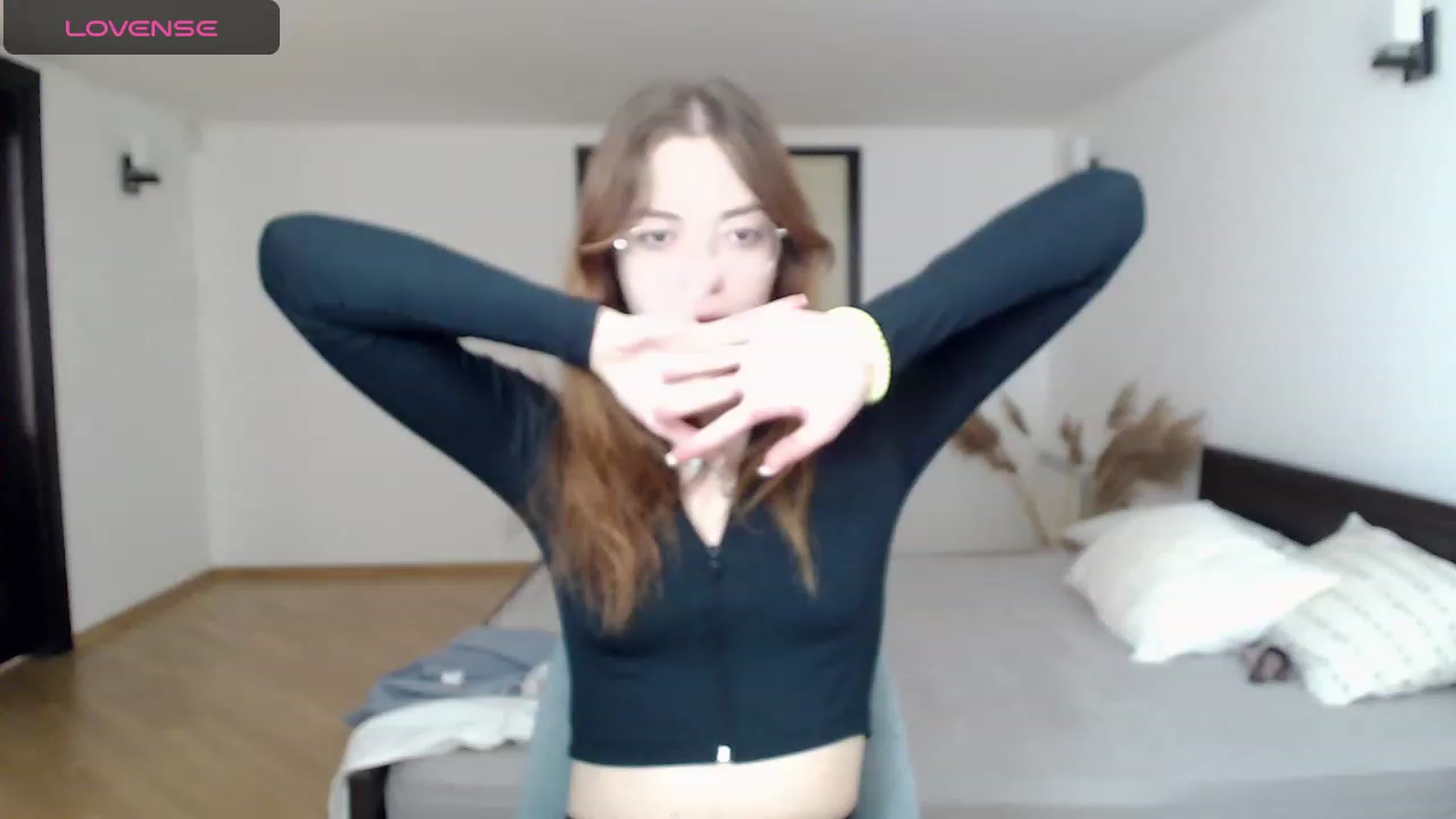 Gallery image thumbnail from KristinaRed's myfreecams stream on, 09/26/2023, 09:40 image 5 of 20
